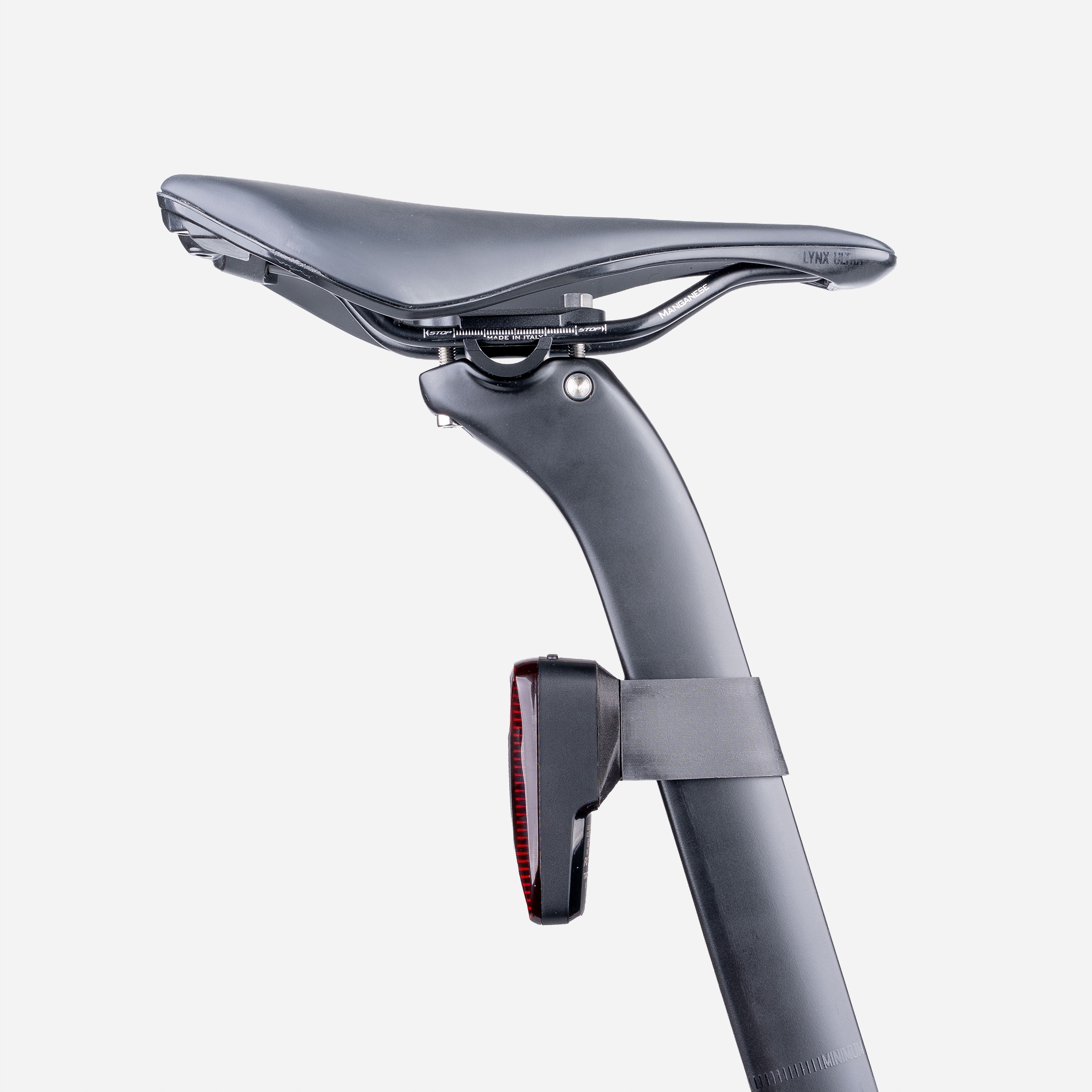 Držák radaru pro sedlovku Pinarello Dogma F Wahoo Trackr