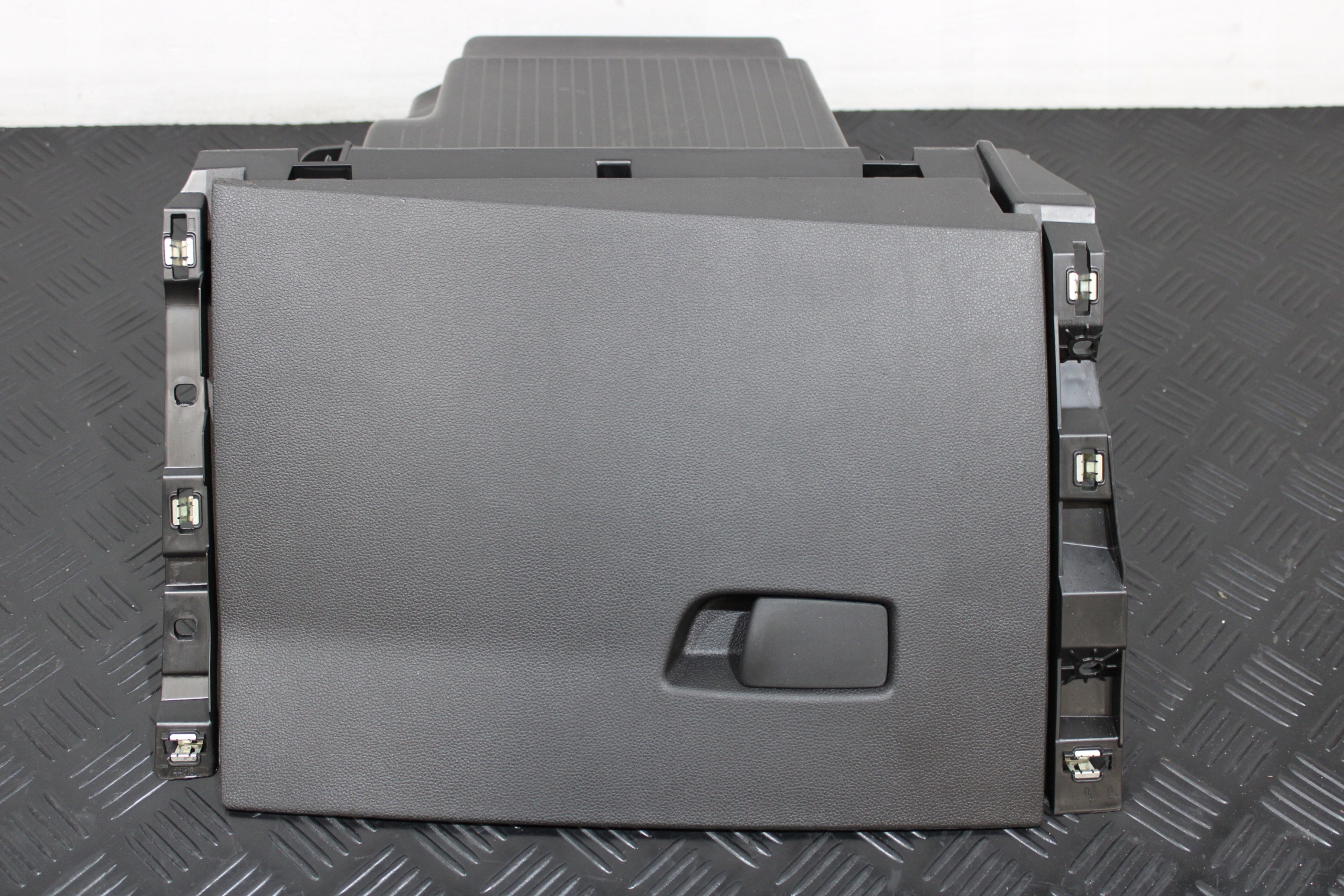 passenger compartment consoles 681081071R RENAULT CLIO V 5 LIFT