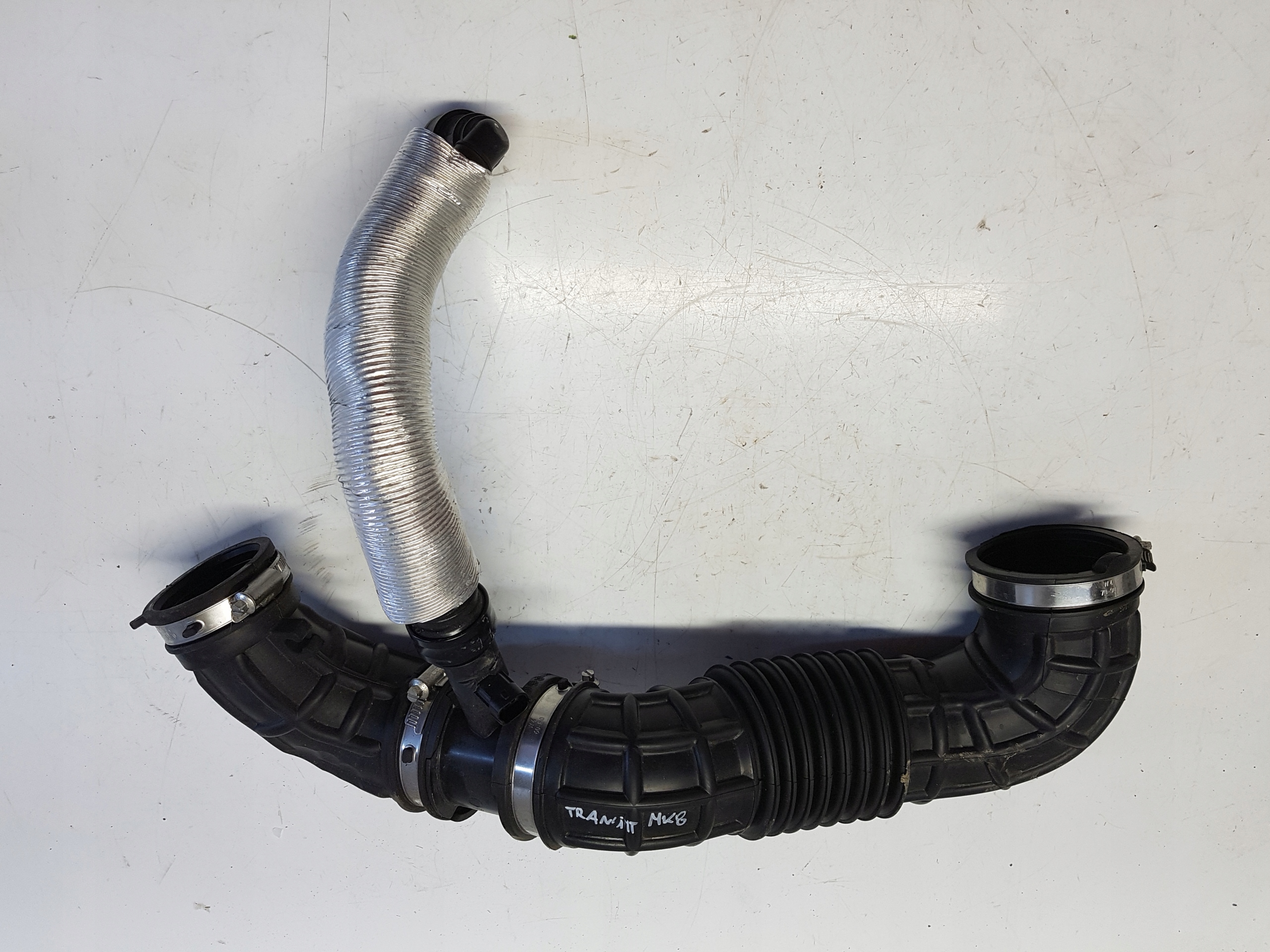 FORD TRANSIT MK8 ВОЗДУХОВОД GK21-9R504-AG