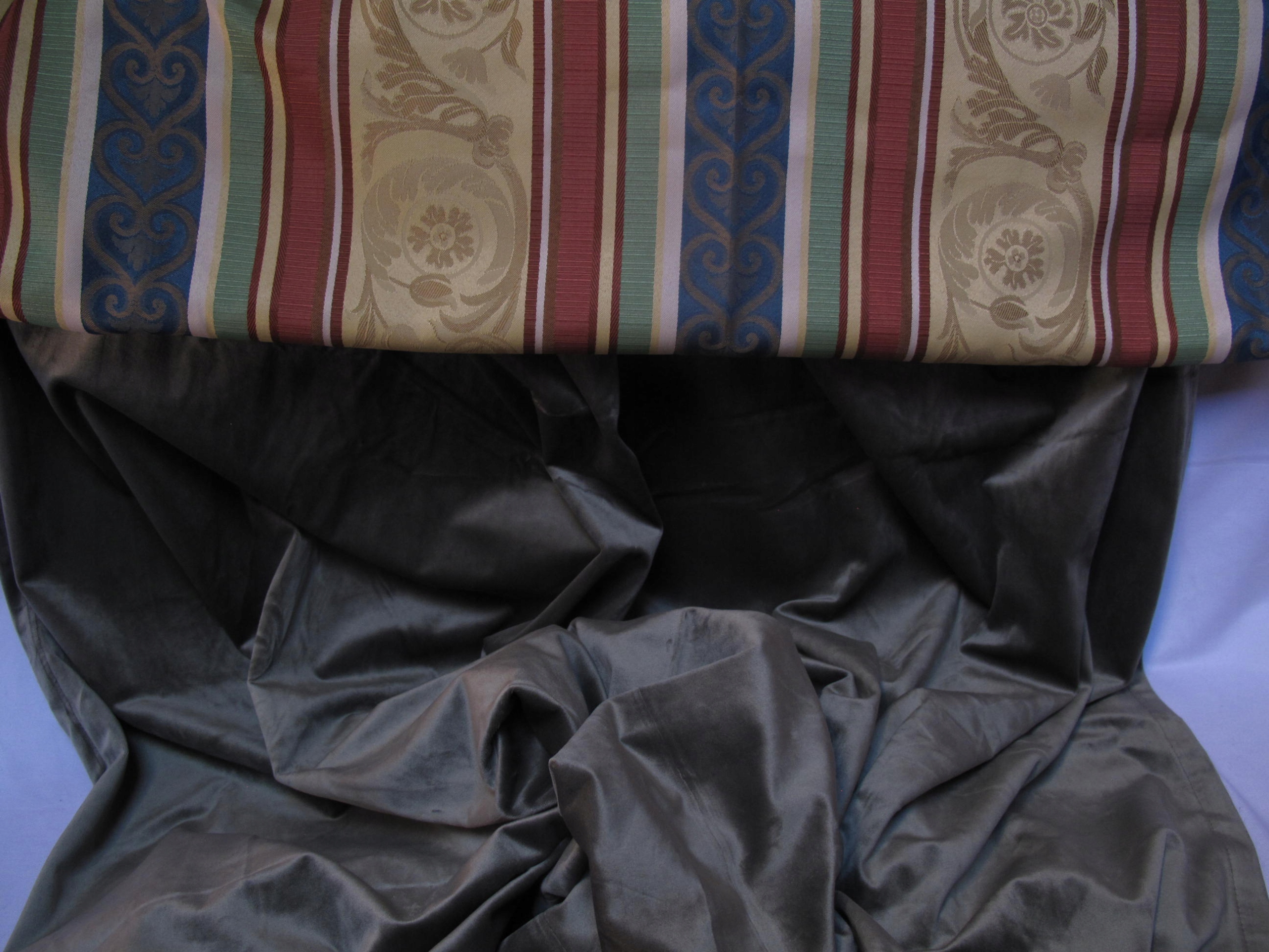 AKSAMIT MIĘSISTY ZASŁONA + PAŁACOWA