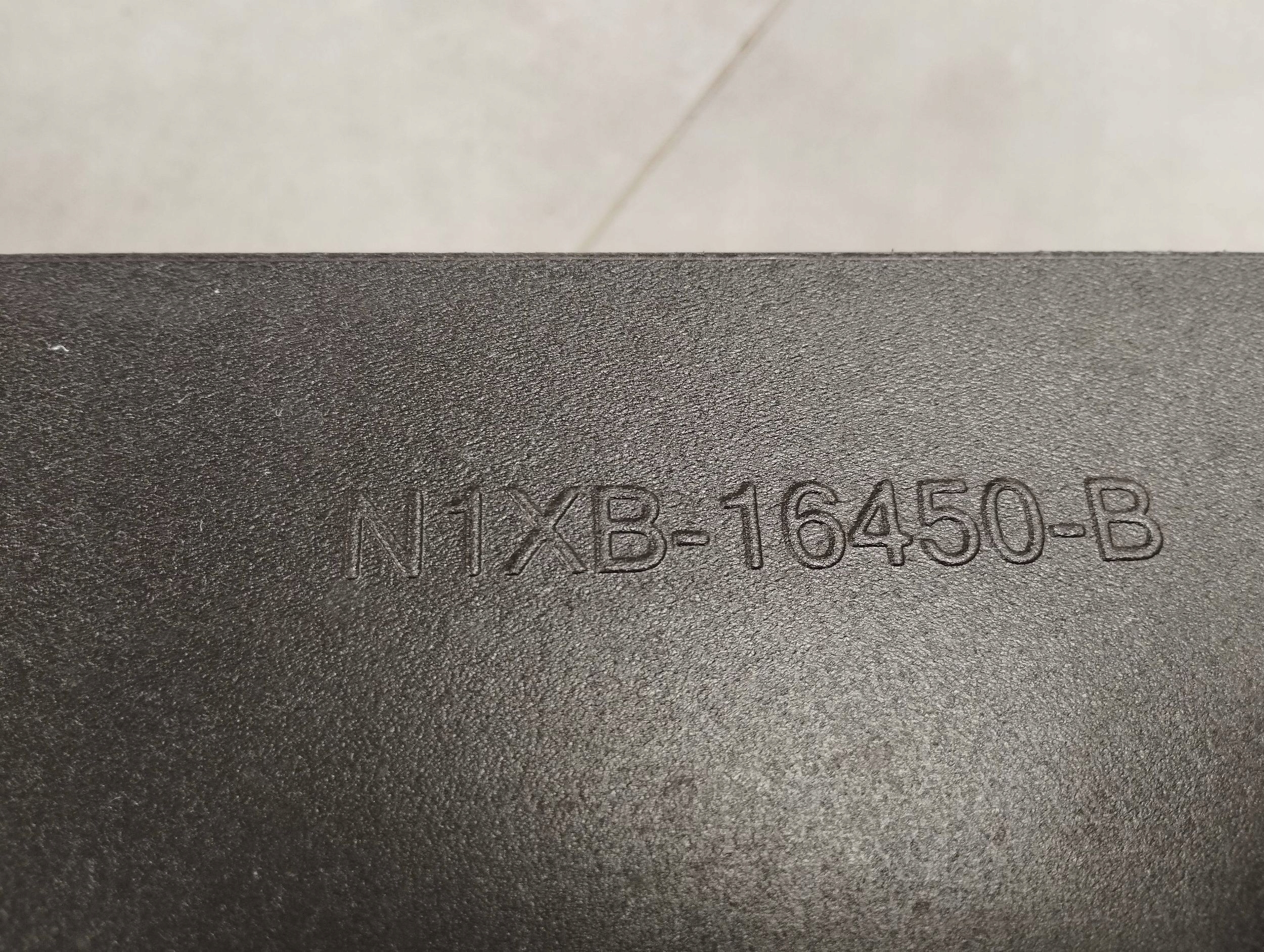 Volkswagen Amarok II 2023 moulding threshold