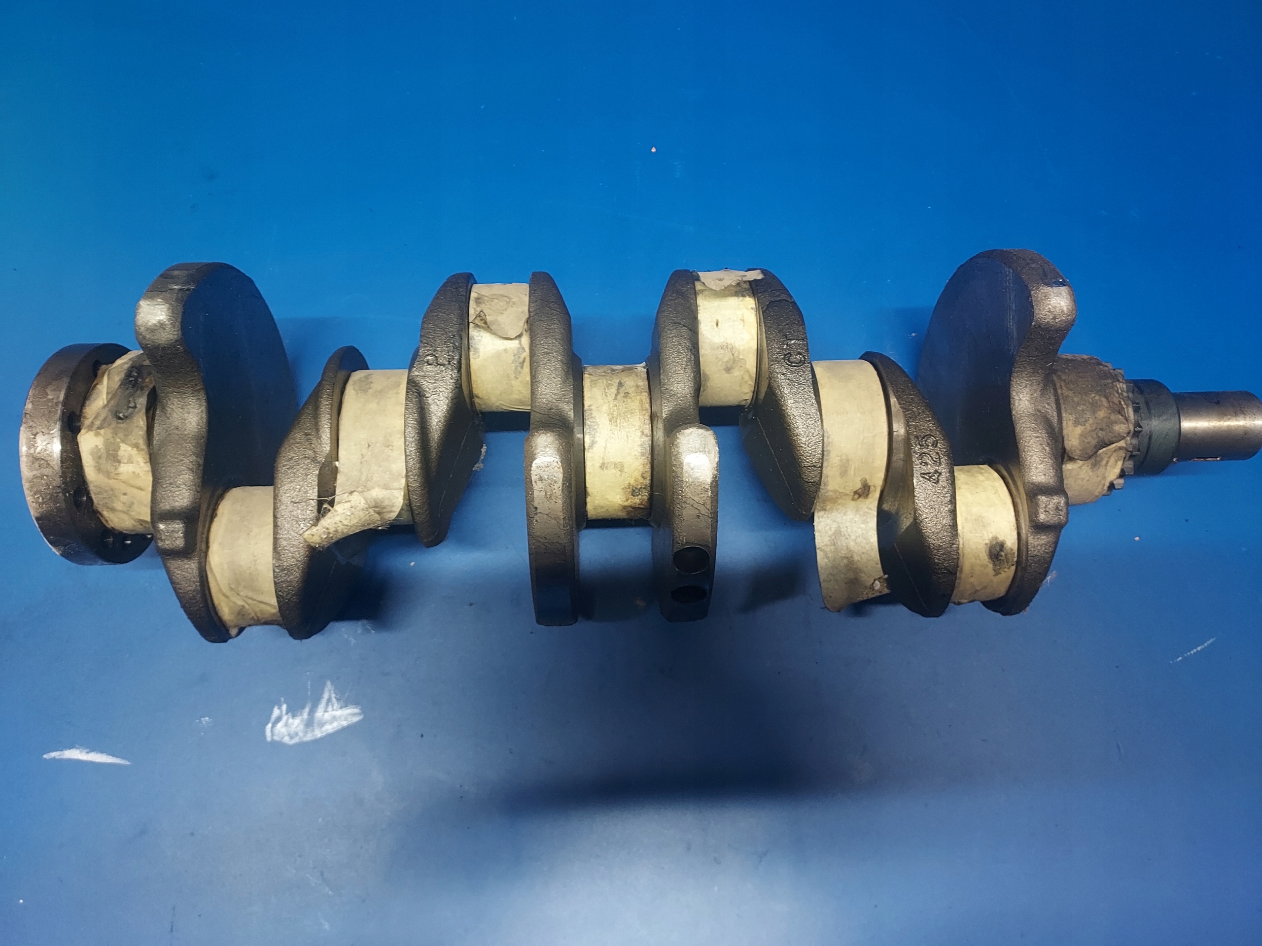 WAŁ KORBOWY FORD 2.0 TDCI TXWA