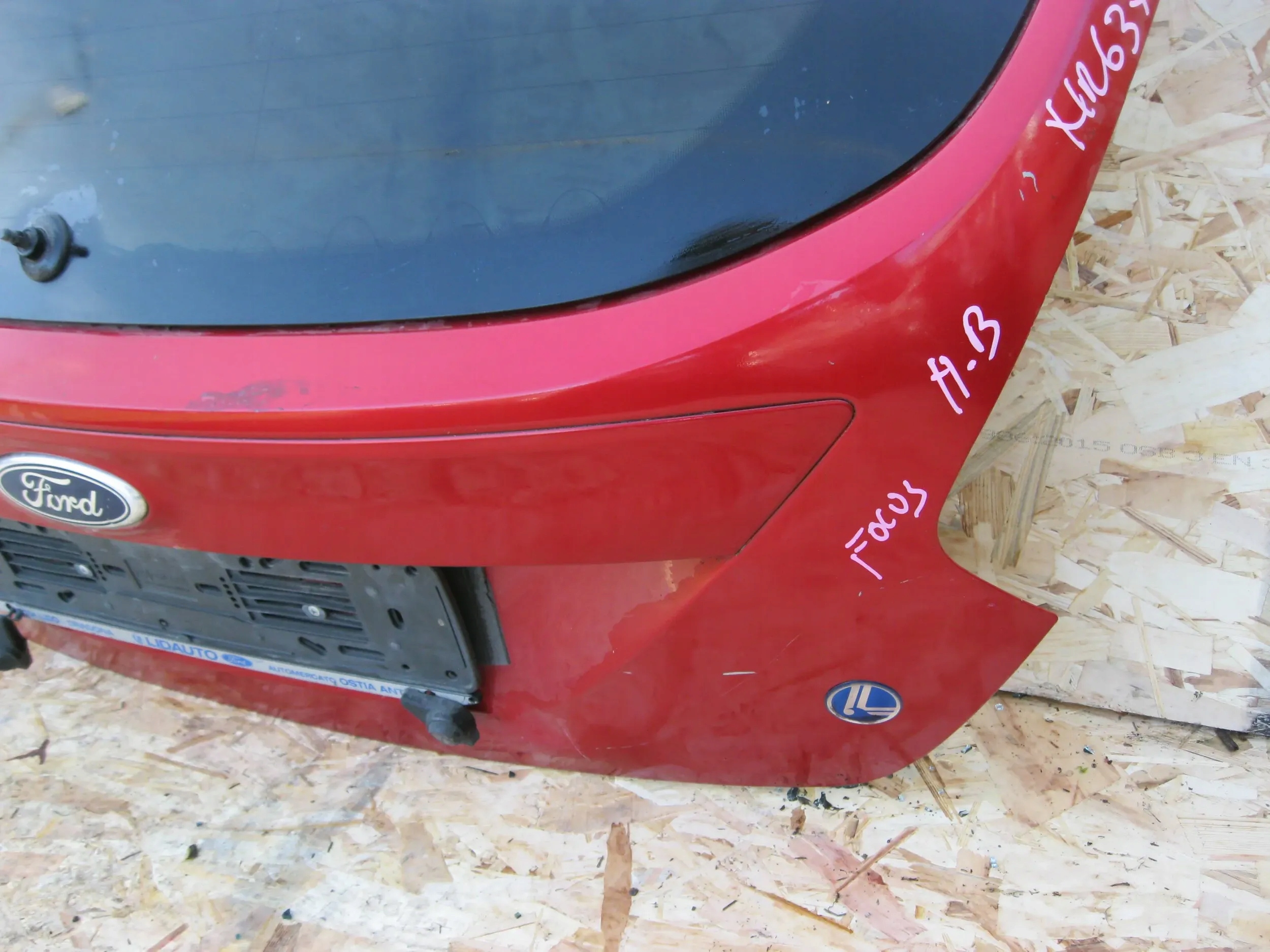heckklappe kofferraumdeckel Ford Focus MK3 10-14