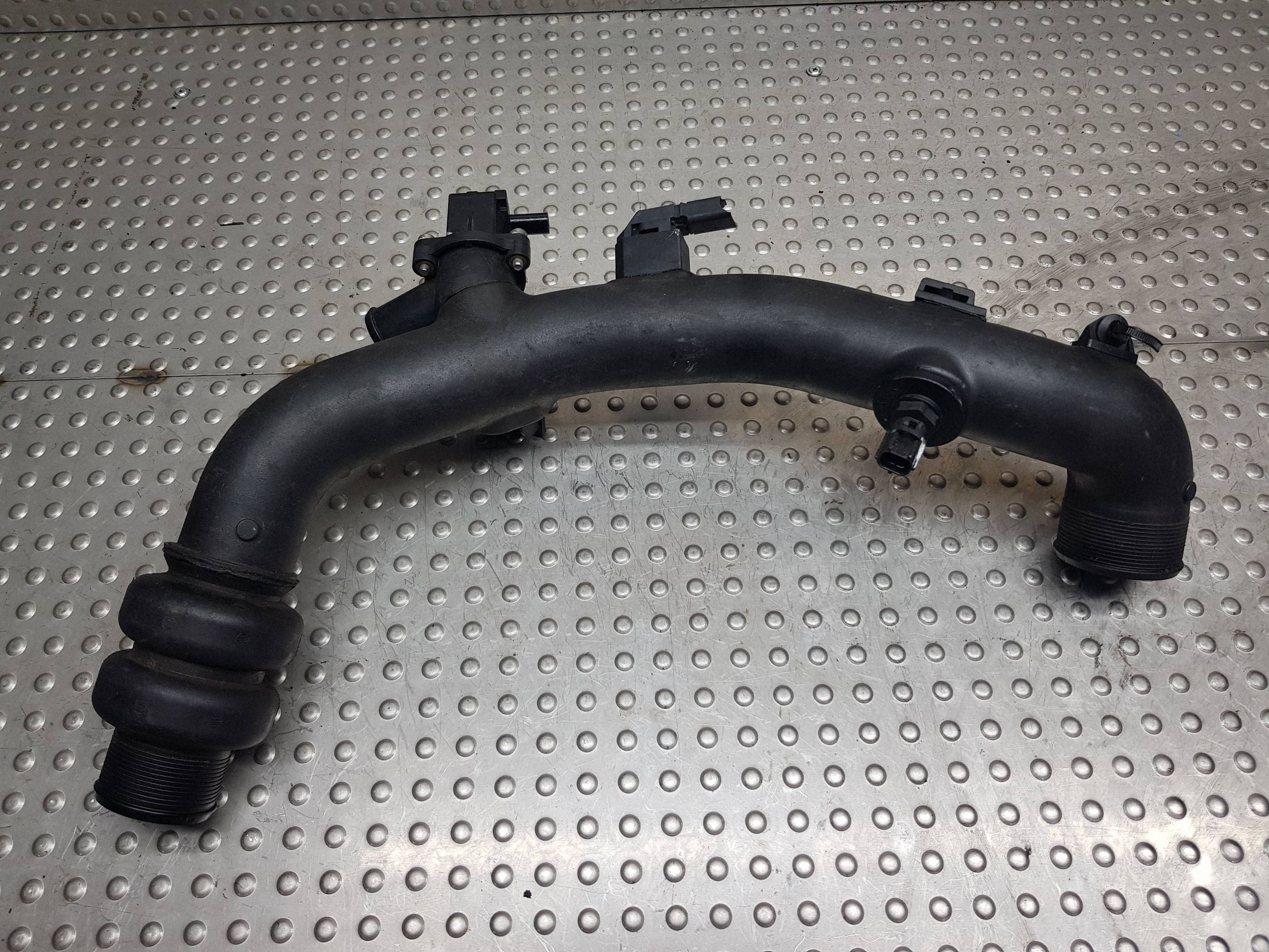 rohr DOLOT Sensor luft CJ5G-9U465-BA KUGA MK2 FOCUS MK3 1.5 ECOBOOST