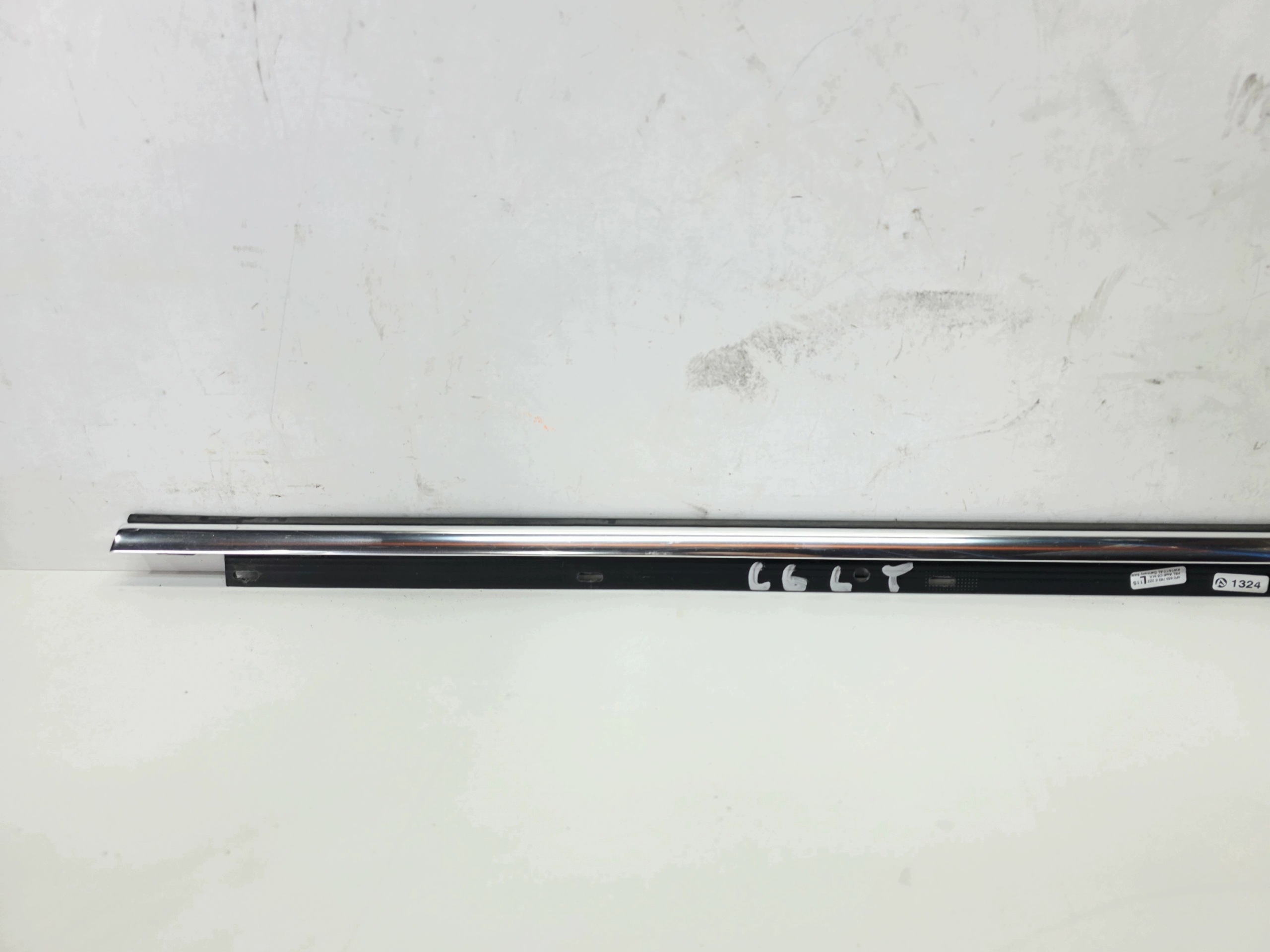 moulding dust SZYBE door left rear part AUDI A6 C6 4F0853763E 2ZZ