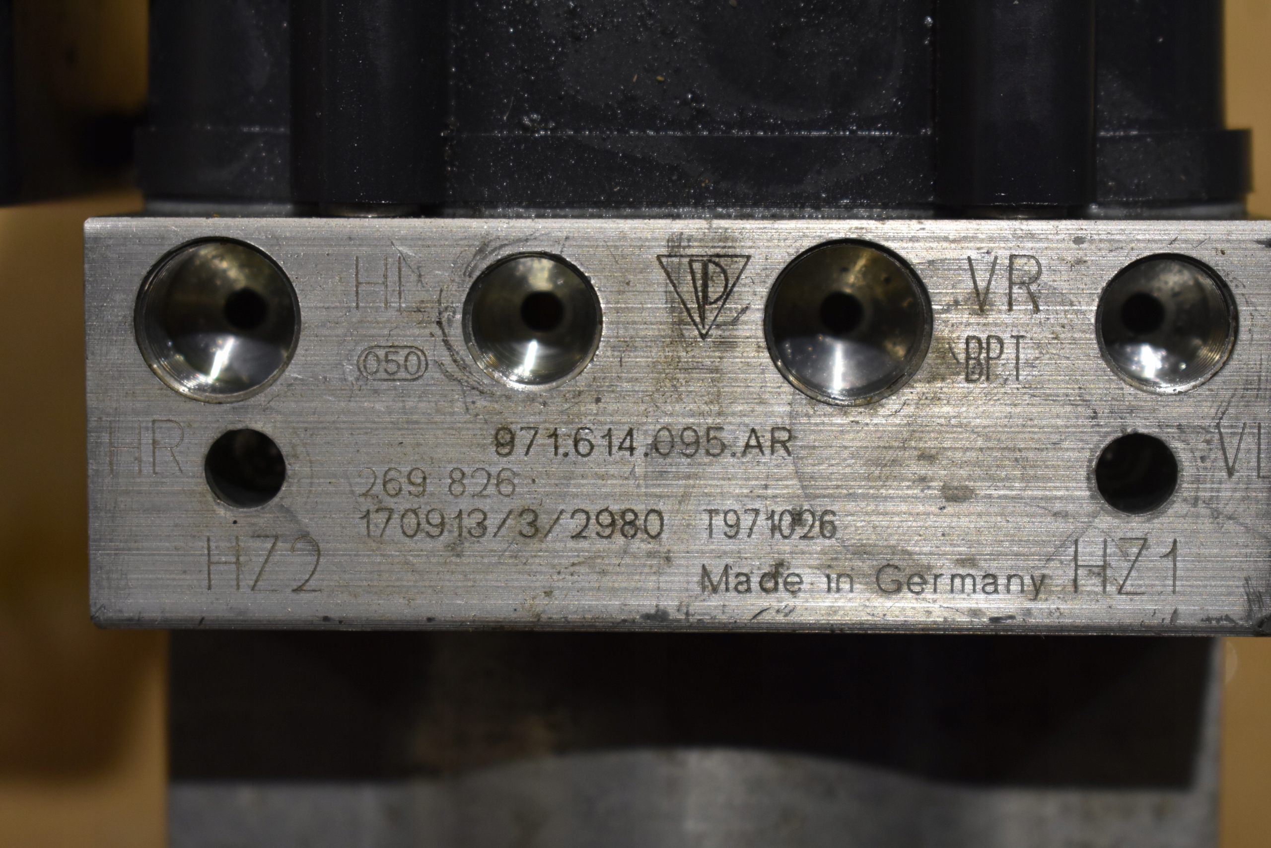 IDEALNY control unit pump ABS PORSCHE PANAMERA 971 4S 1 9