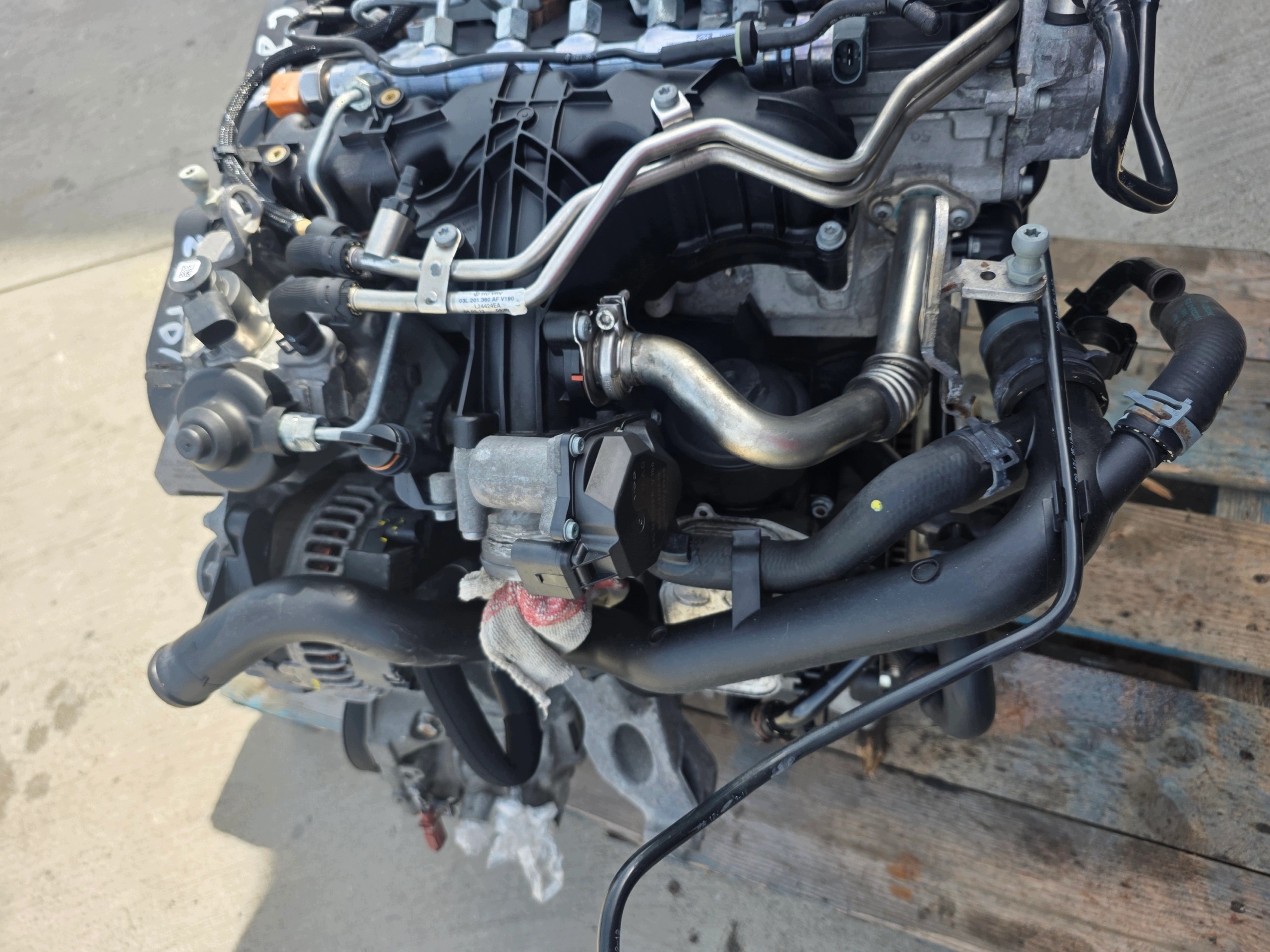 engine complete AUDI A5 8T A4 B8 Q5 SEAT 2.0 TDI CJC CJCA 133488KM !!!