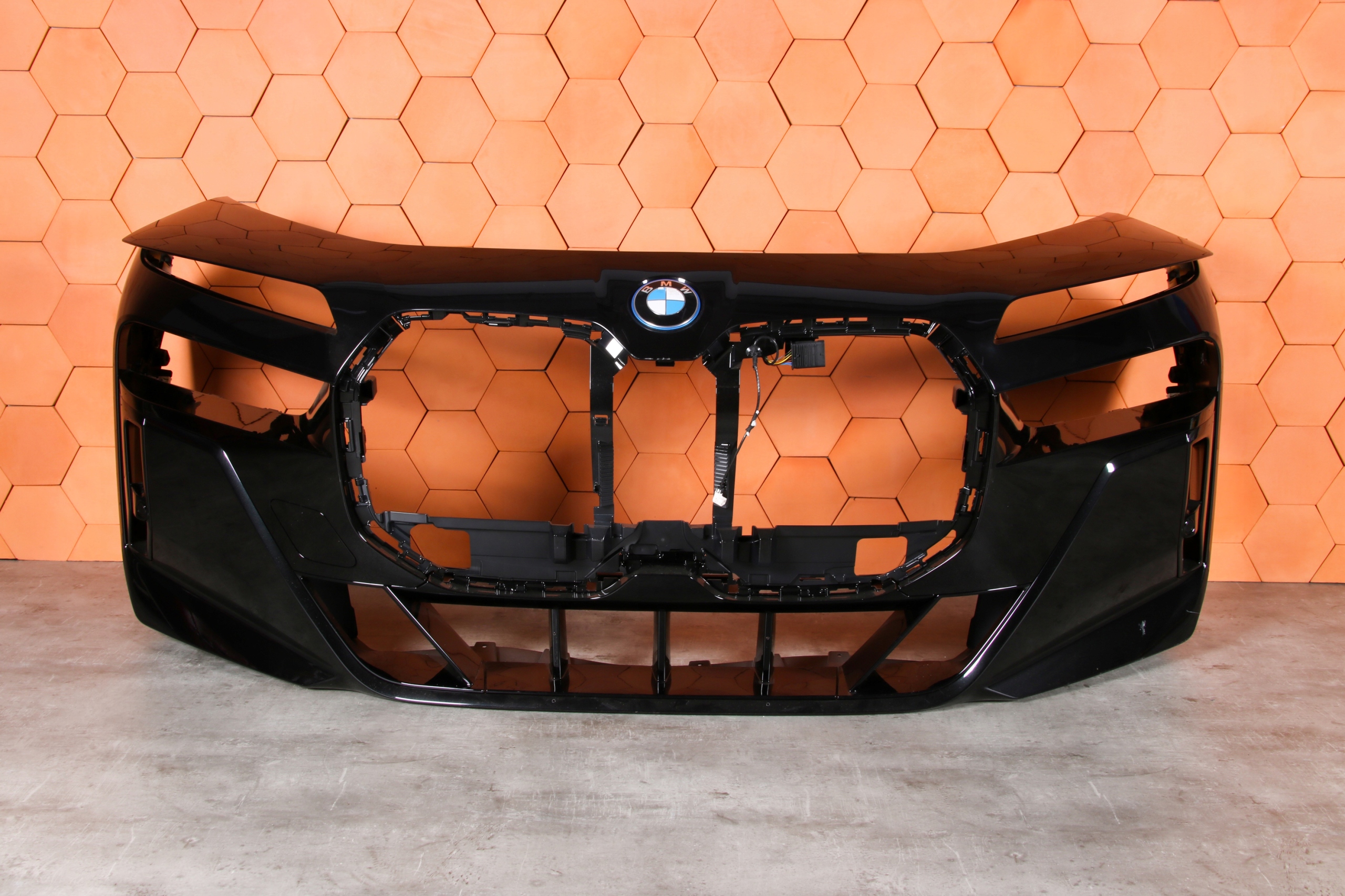 BMW 7 G70 i7 m-packet complete bumper front front 475 BLACK SAPPHIRE