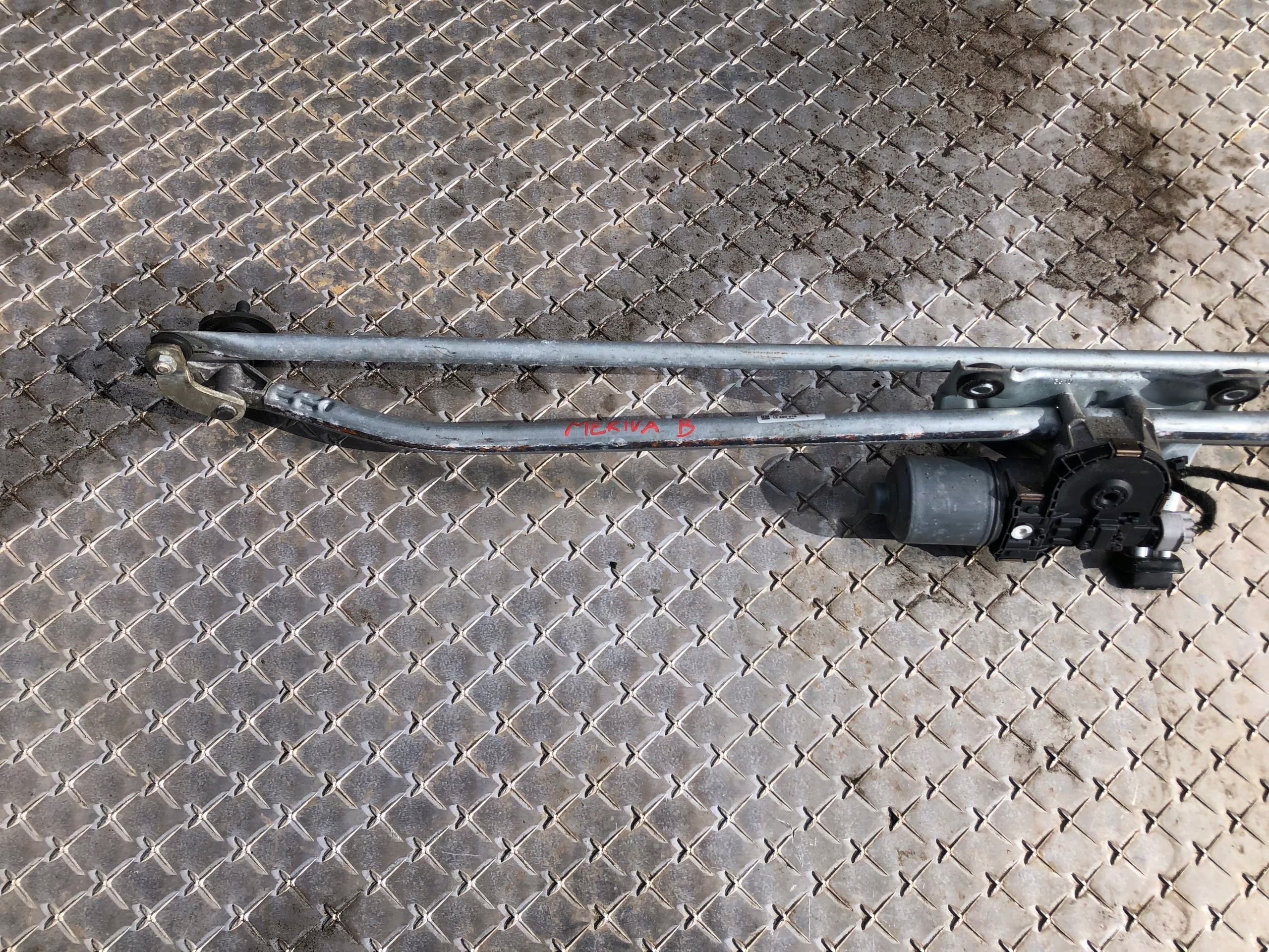Wischergestänge OPEL MERIVA B 13250416