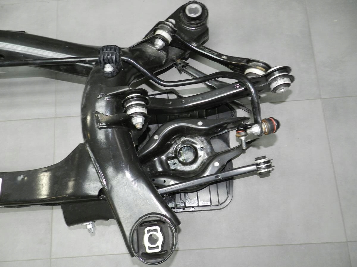 BMW 3 G20 BELKA WÓZEK ZAWIESZENIE TYŁ 6877393 Numer katalogowy części 6877393