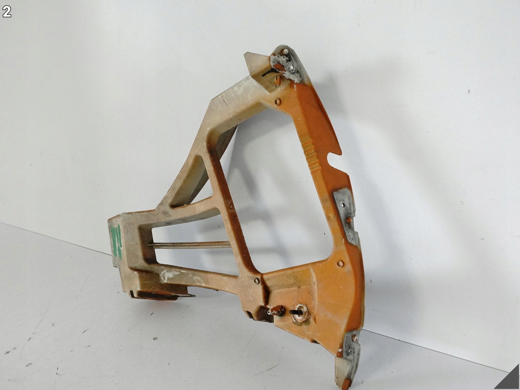 FORD FOCUS MK2 ST LIFT HATCHBACK HB 07-11 support holder bumper left rear part