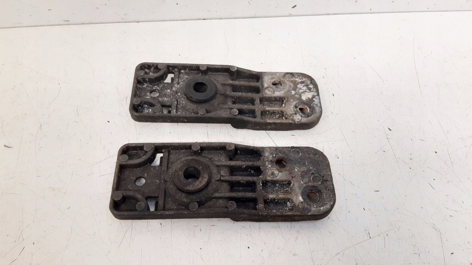 holder radiator console bracket Opel Astra J 1,7 CDTI