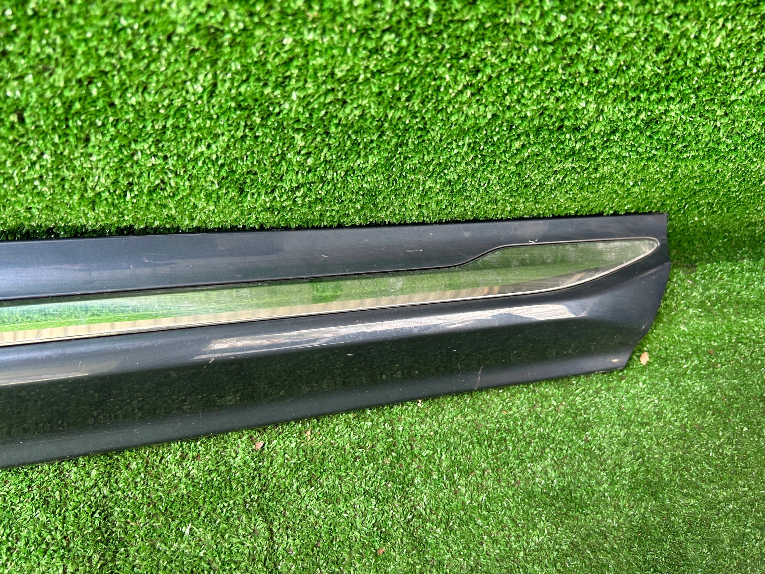 VOLVO XC40 moulding door right front 31440303