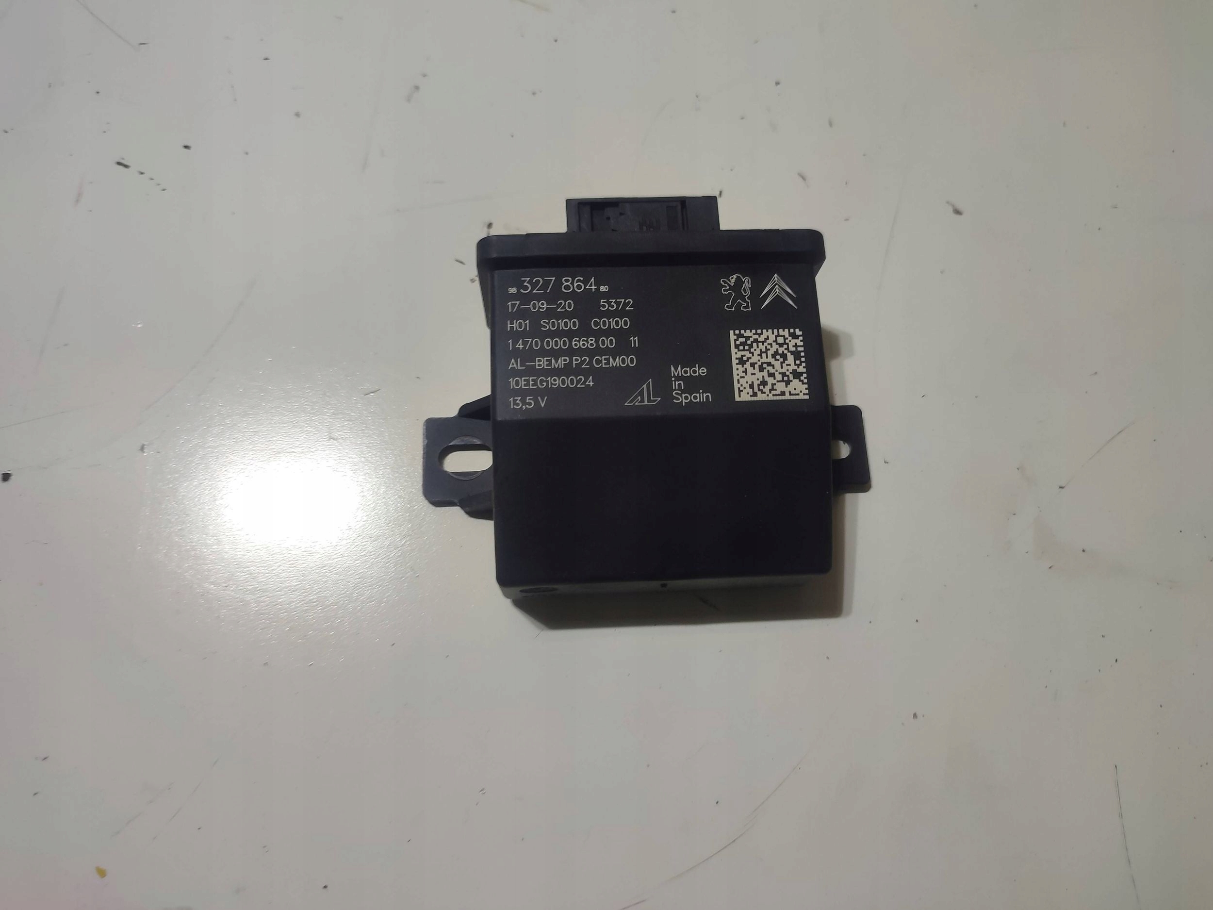Peugeot 2008 II 2020 control unit of tension / module chargíng