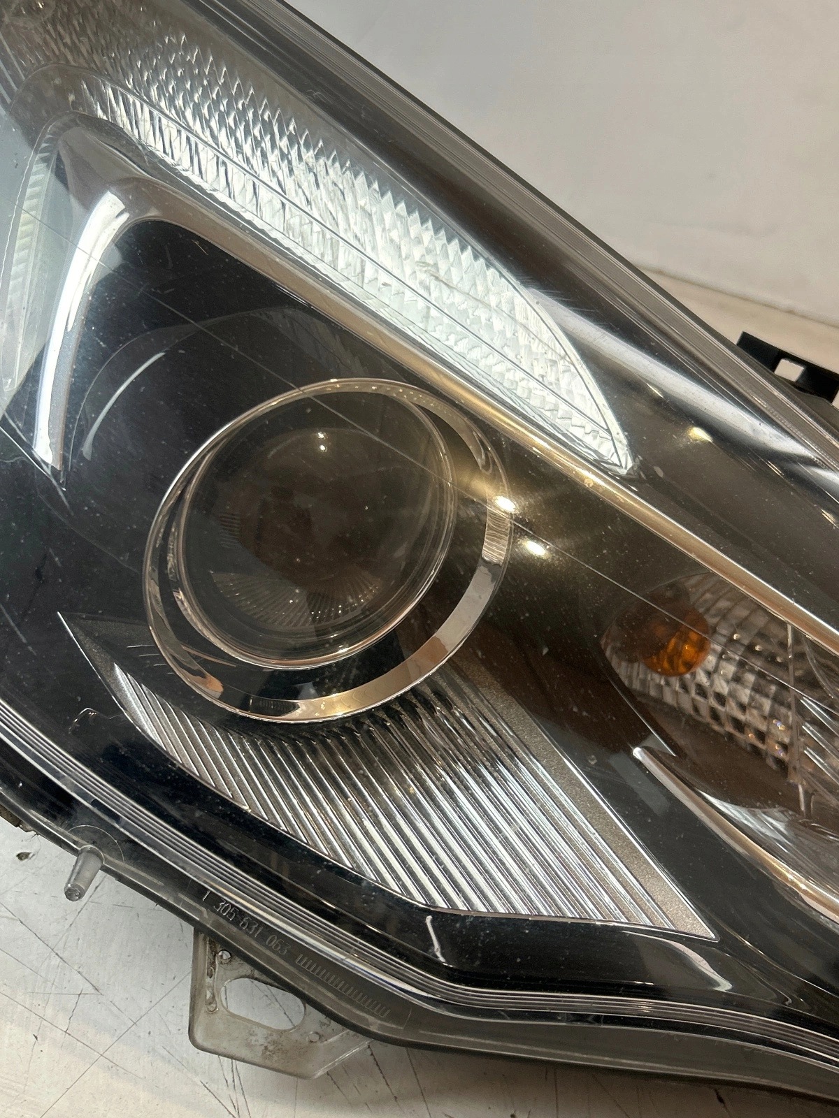 light front front right Opel Astra J GTC lens UK Anglik