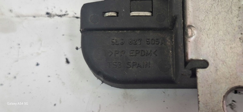 lock SEAT IBIZA 02- 6L6827505A