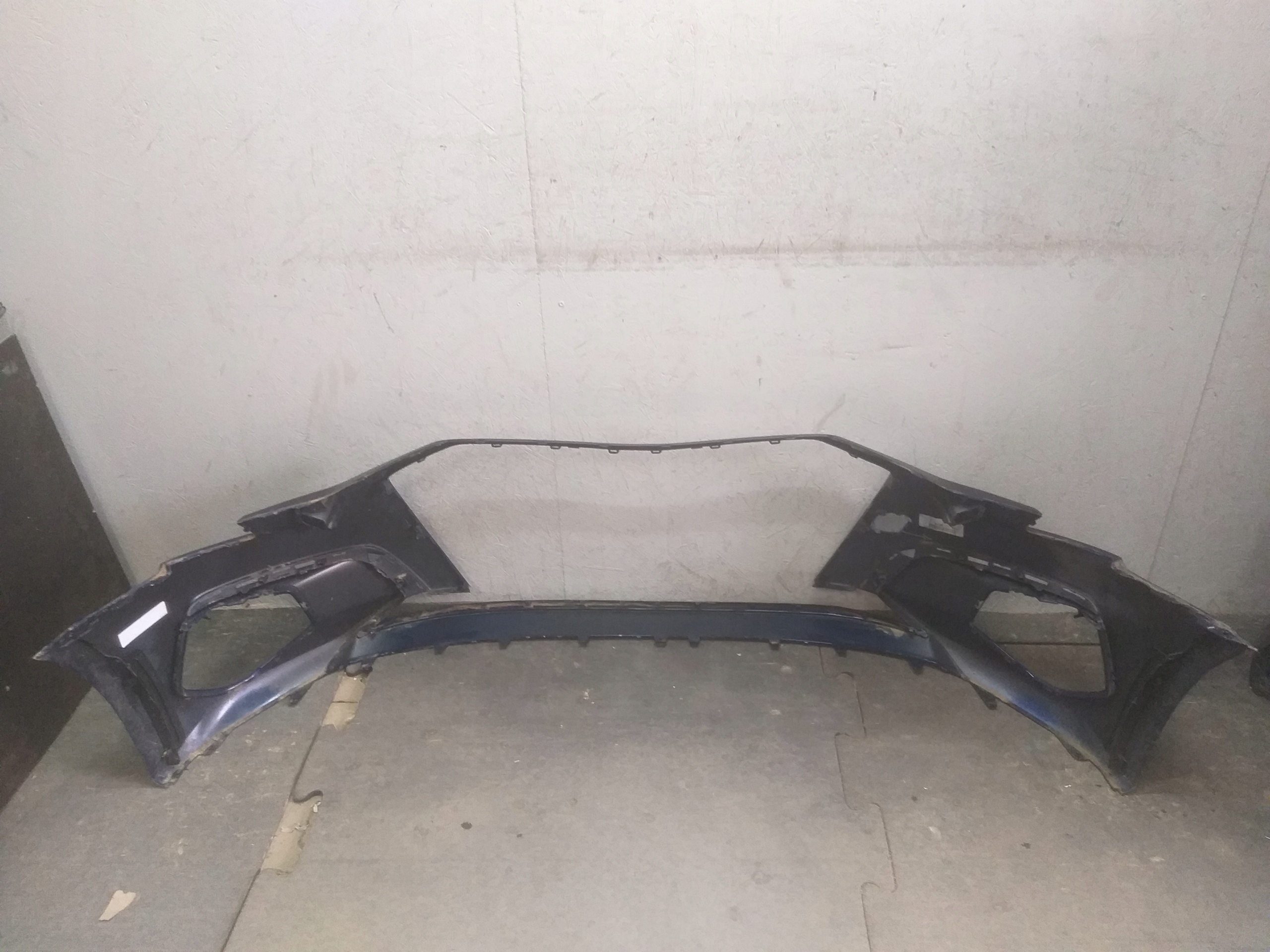 nárazník předek AUDI A3 8Y 20