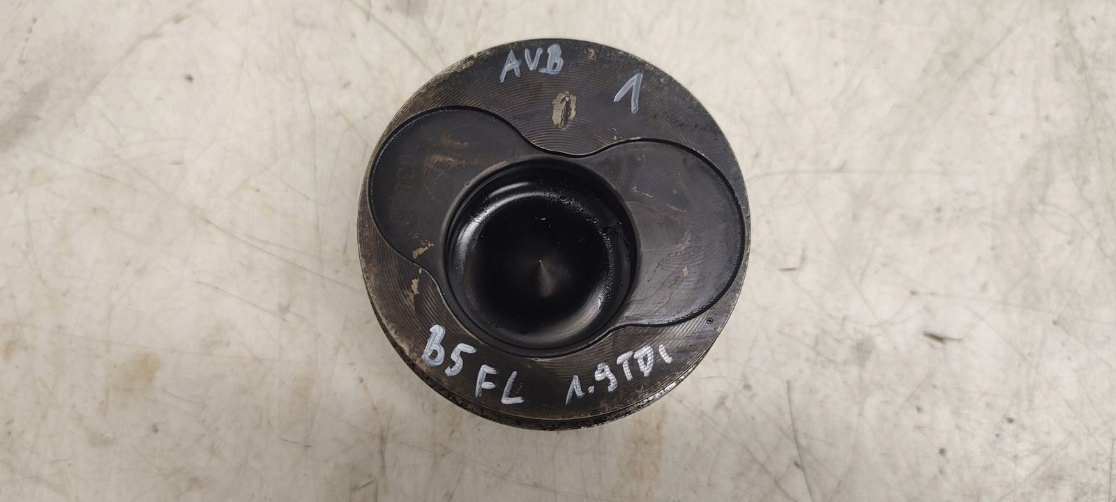piston VW Passat B5 1,9 TDI AVB