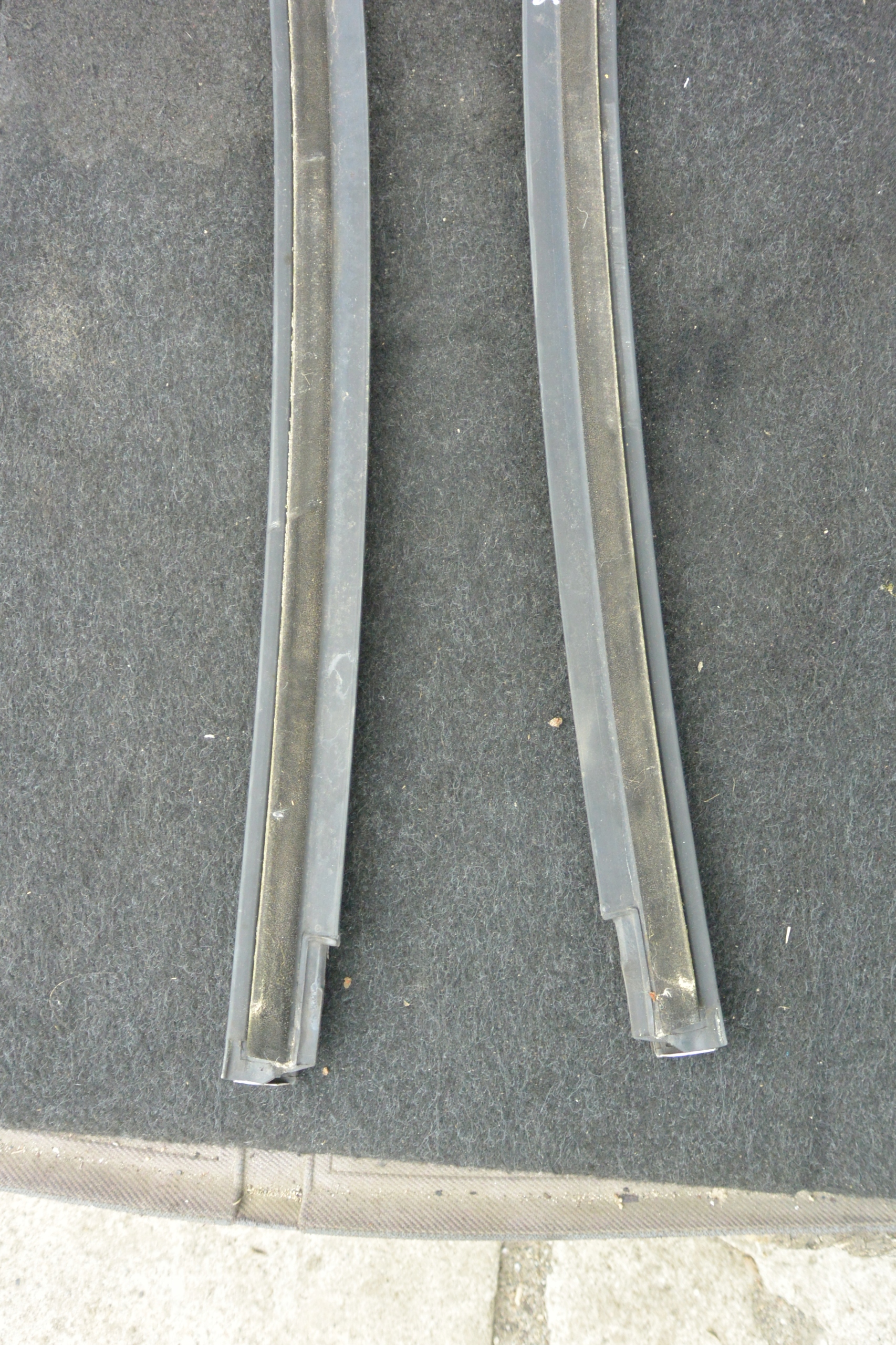 moulding dust right left rear part MASERATI GHIBLI III