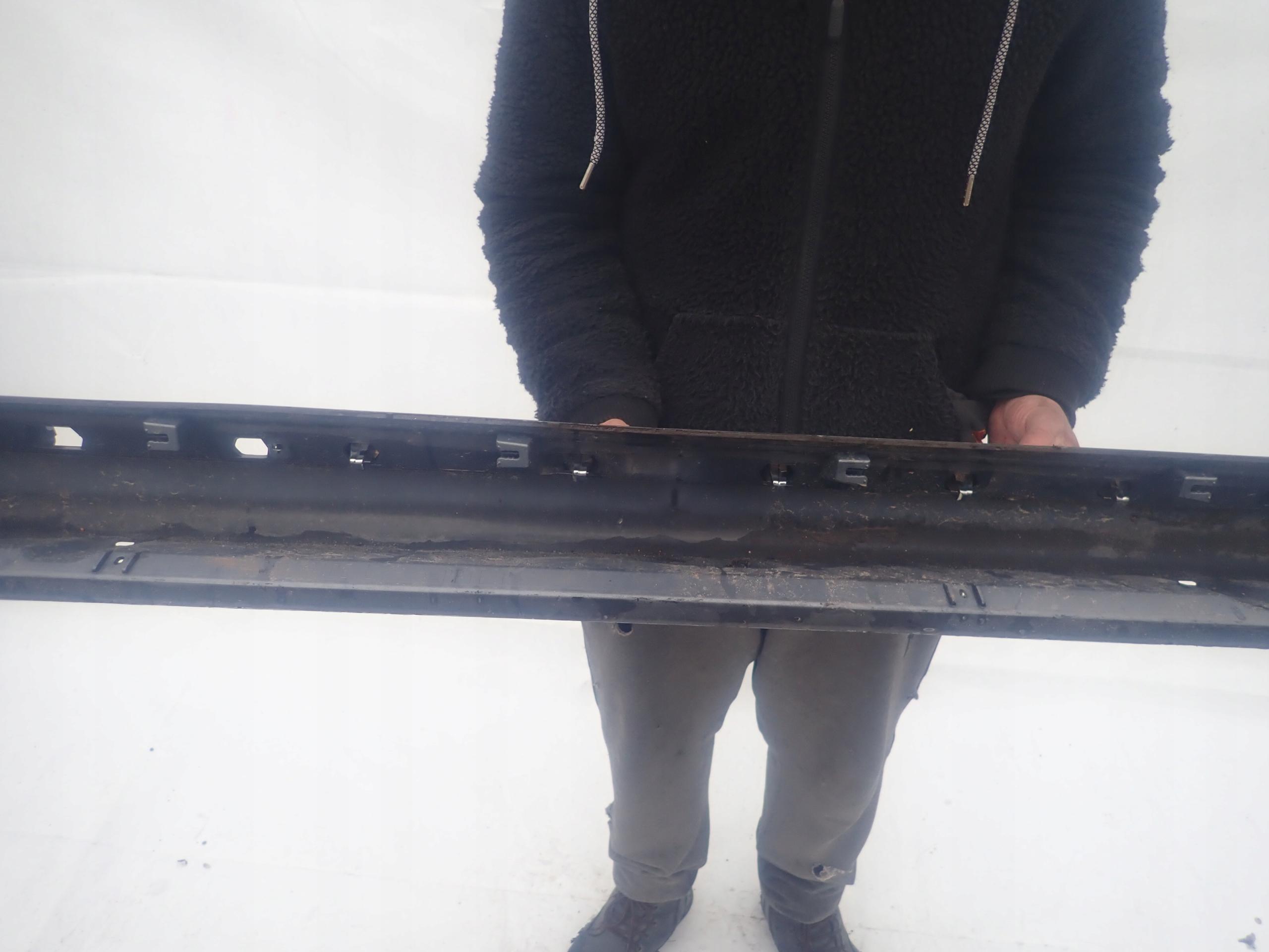 MITSUBISHI OUTLANDER III PHEV moulding threshold left