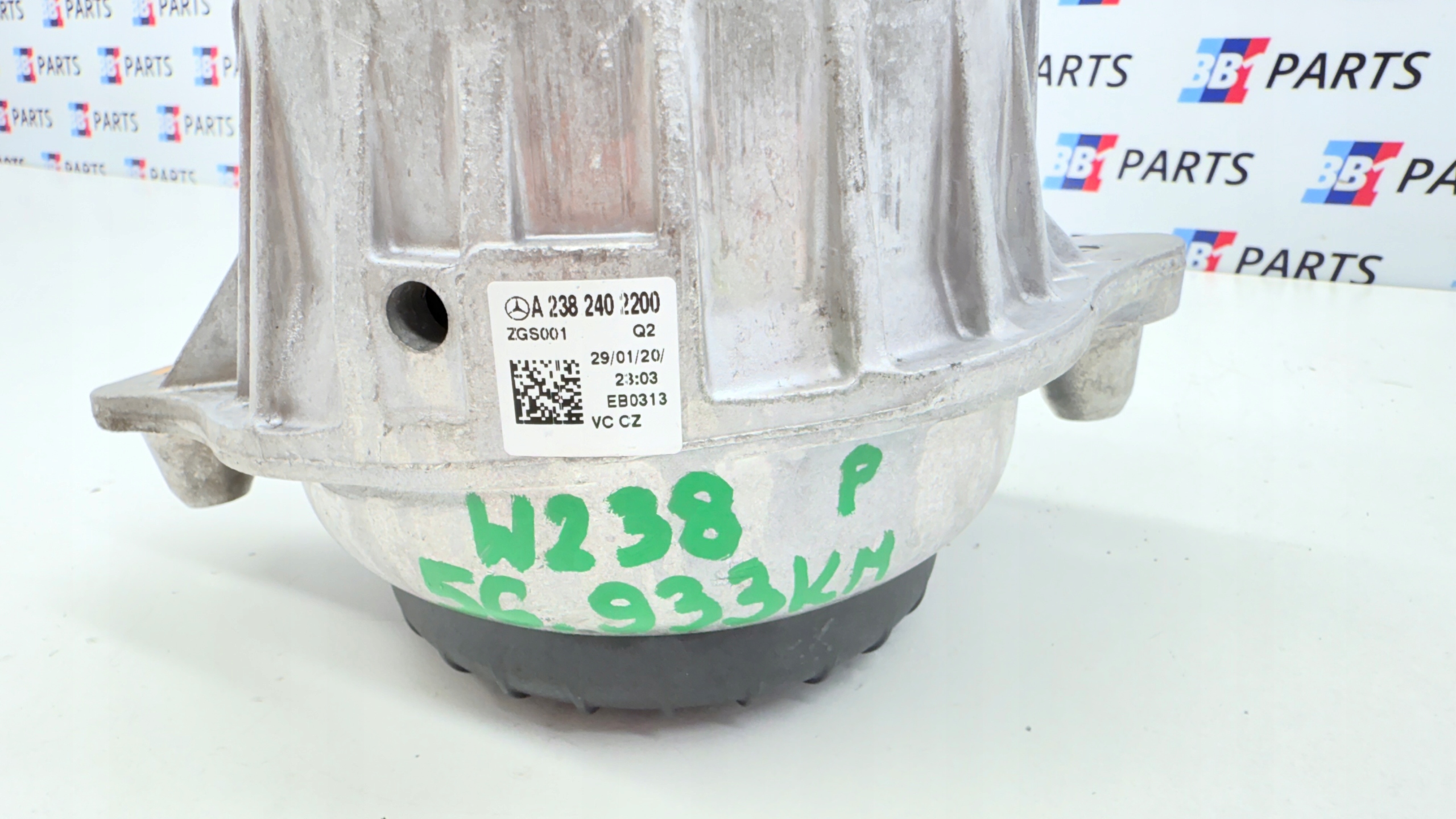 MERCEDES W213 W238 engine mount right 2.0CDI A2132403400