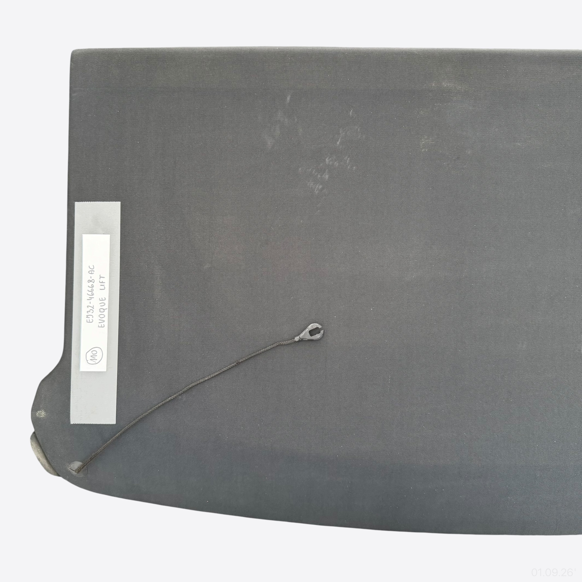 plato rear boot LAND ROVER EVOQUE and LIFT EJ32-46668-AC