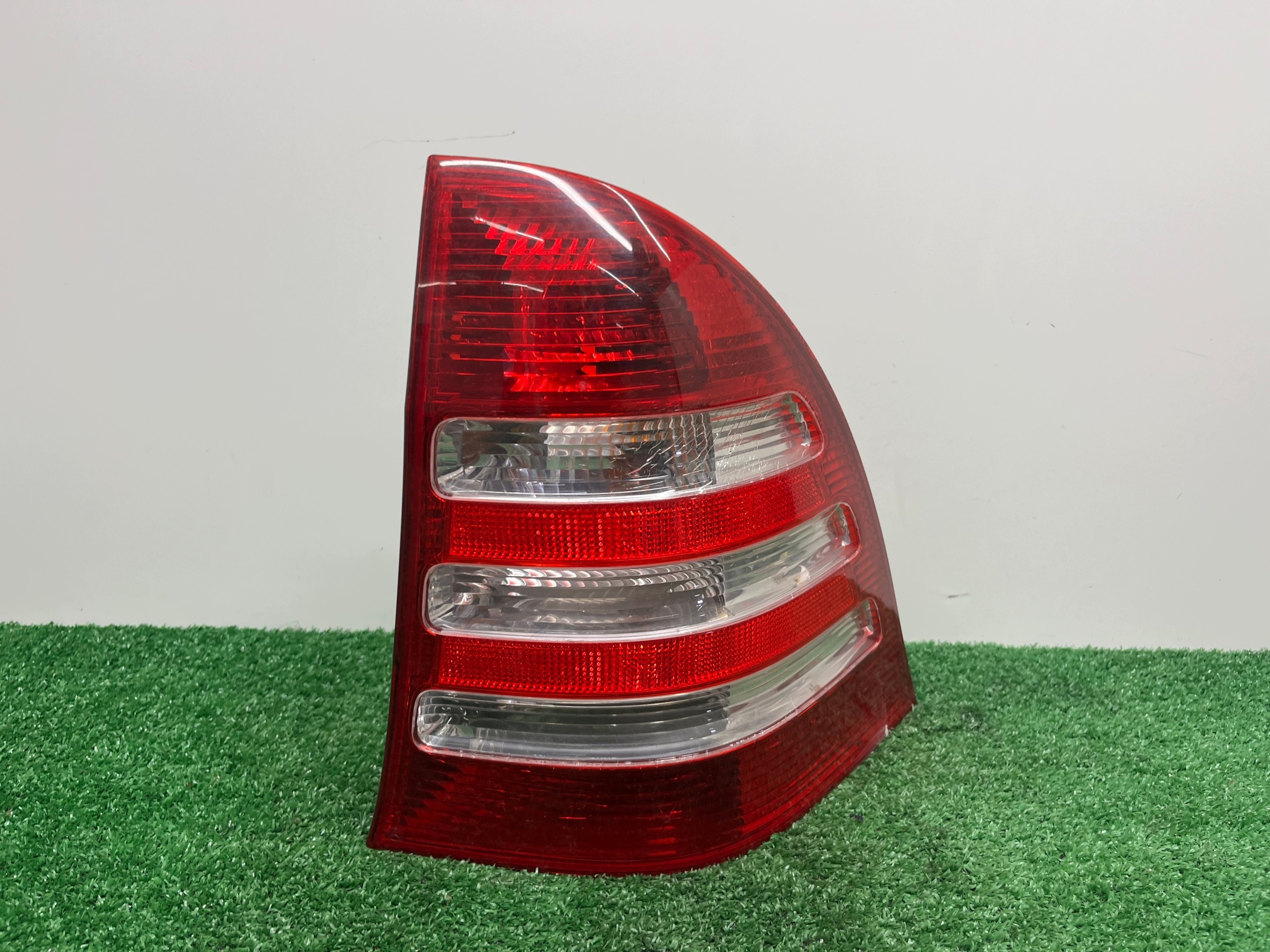 light right rear MERCEDES-BENZ C-KLASA W203