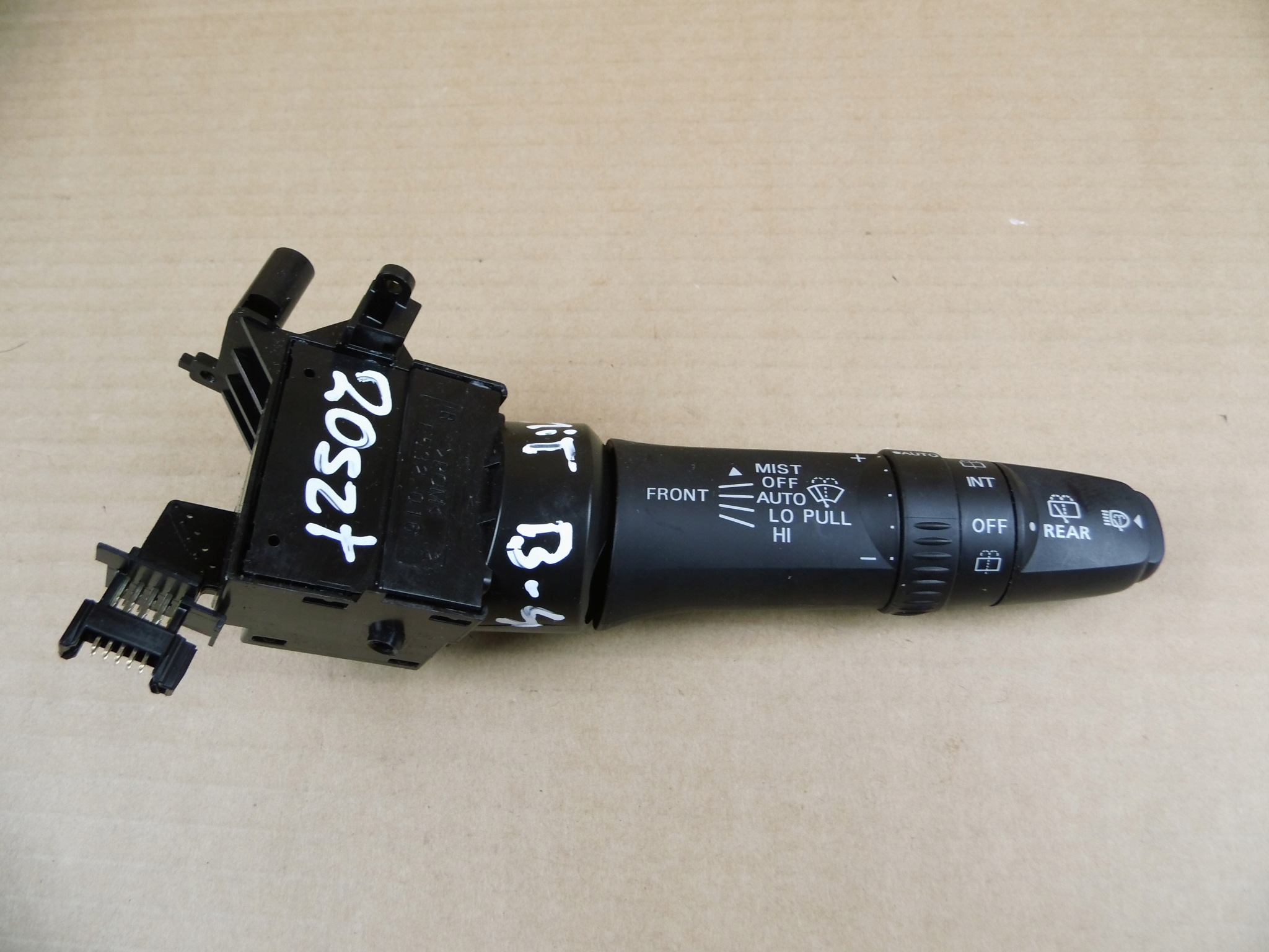 Mitsubishi Outlander III manetka switch switch of wipers 8612A068