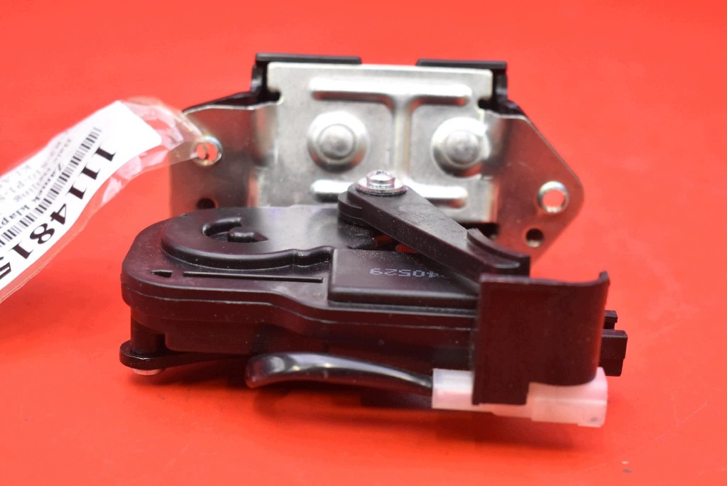 lock bonnet rear part boot A00084630 BAIC BEIJING X3 LIFT 19