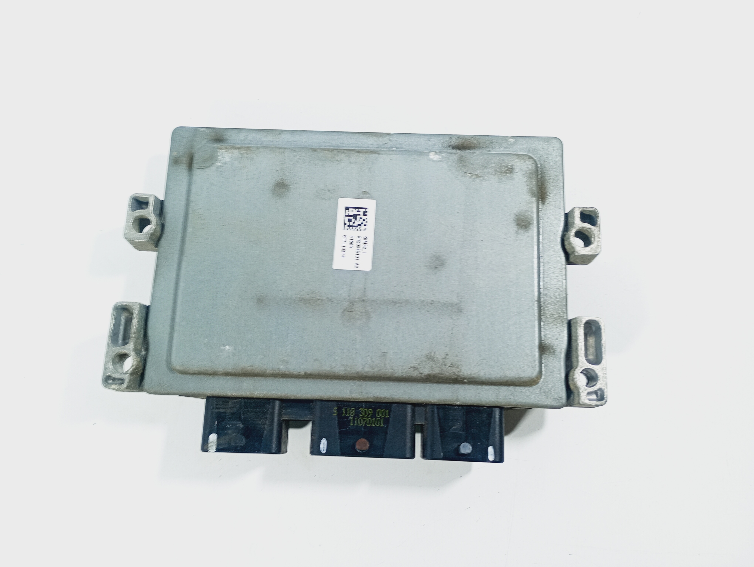 computer control unit of the engine OE 8201117953 RENAULT Clio II lift 01-05