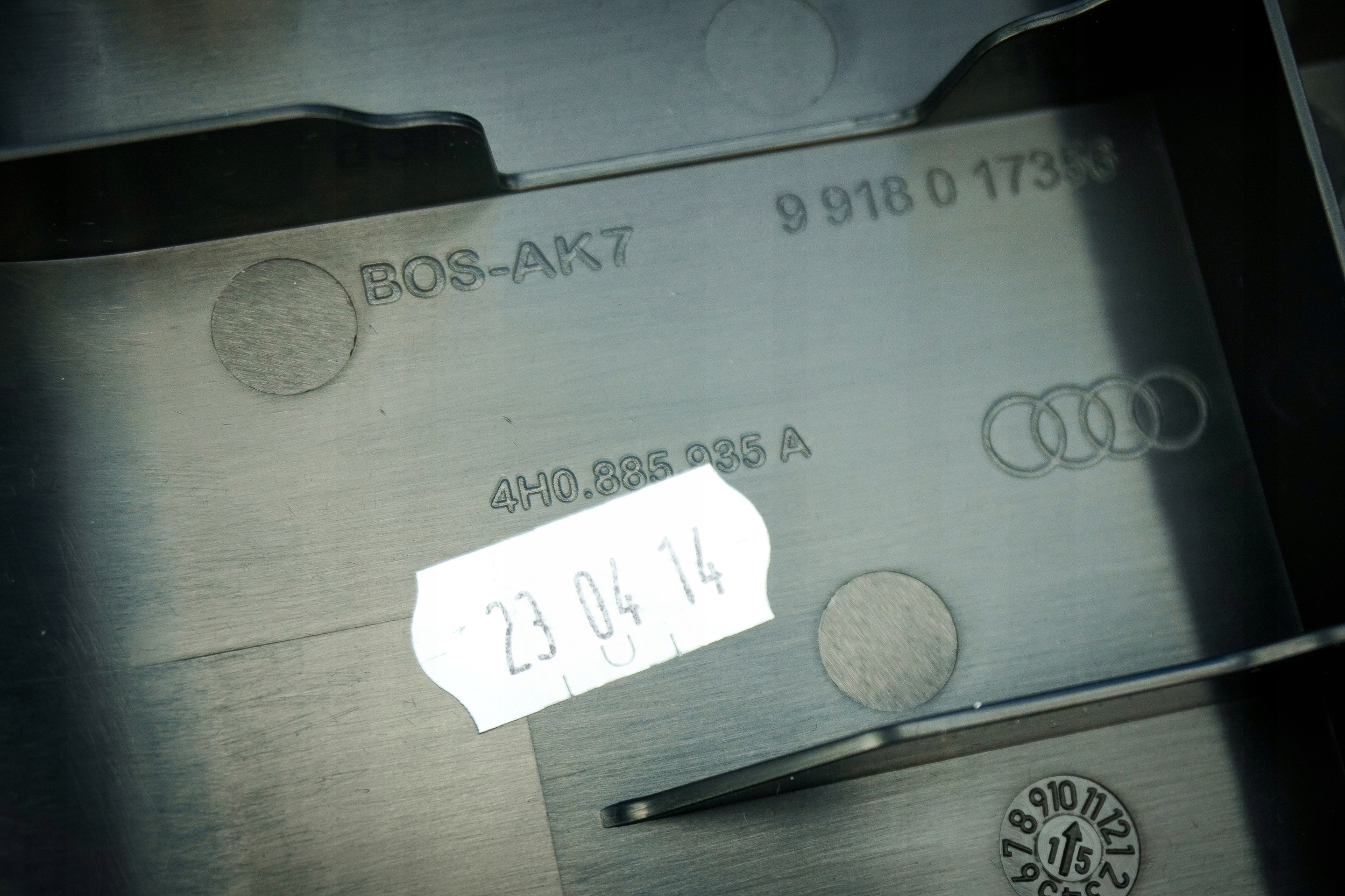 fedél hátsó hátsó ülés Audi A8 4H 4H0885935A