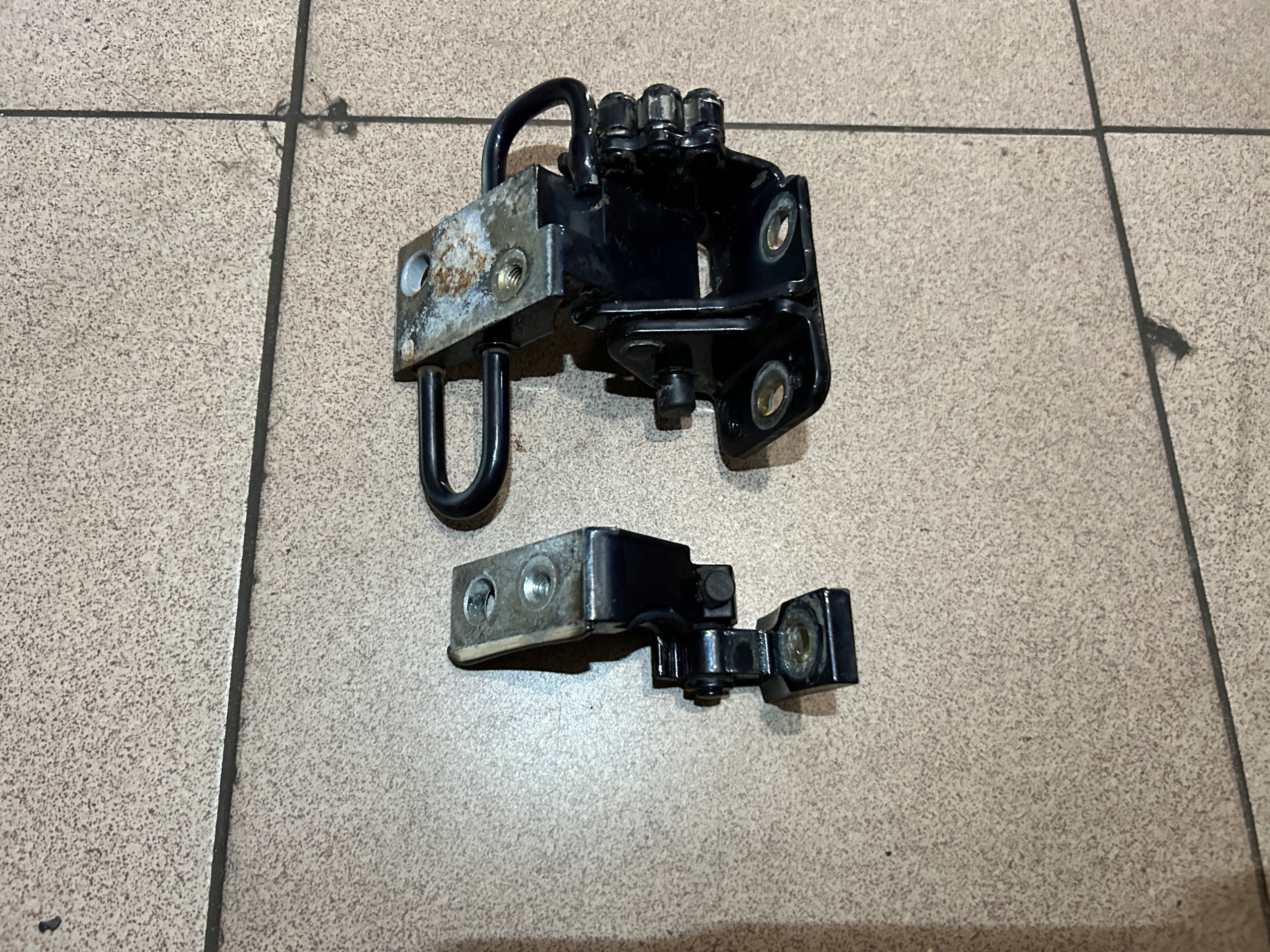 ЗАВІСА ПЕТЛЯ ДВЕРІ ЛІВИЙ ПЕРЕД AUDI A4 B6 КОМПЛЕКТ