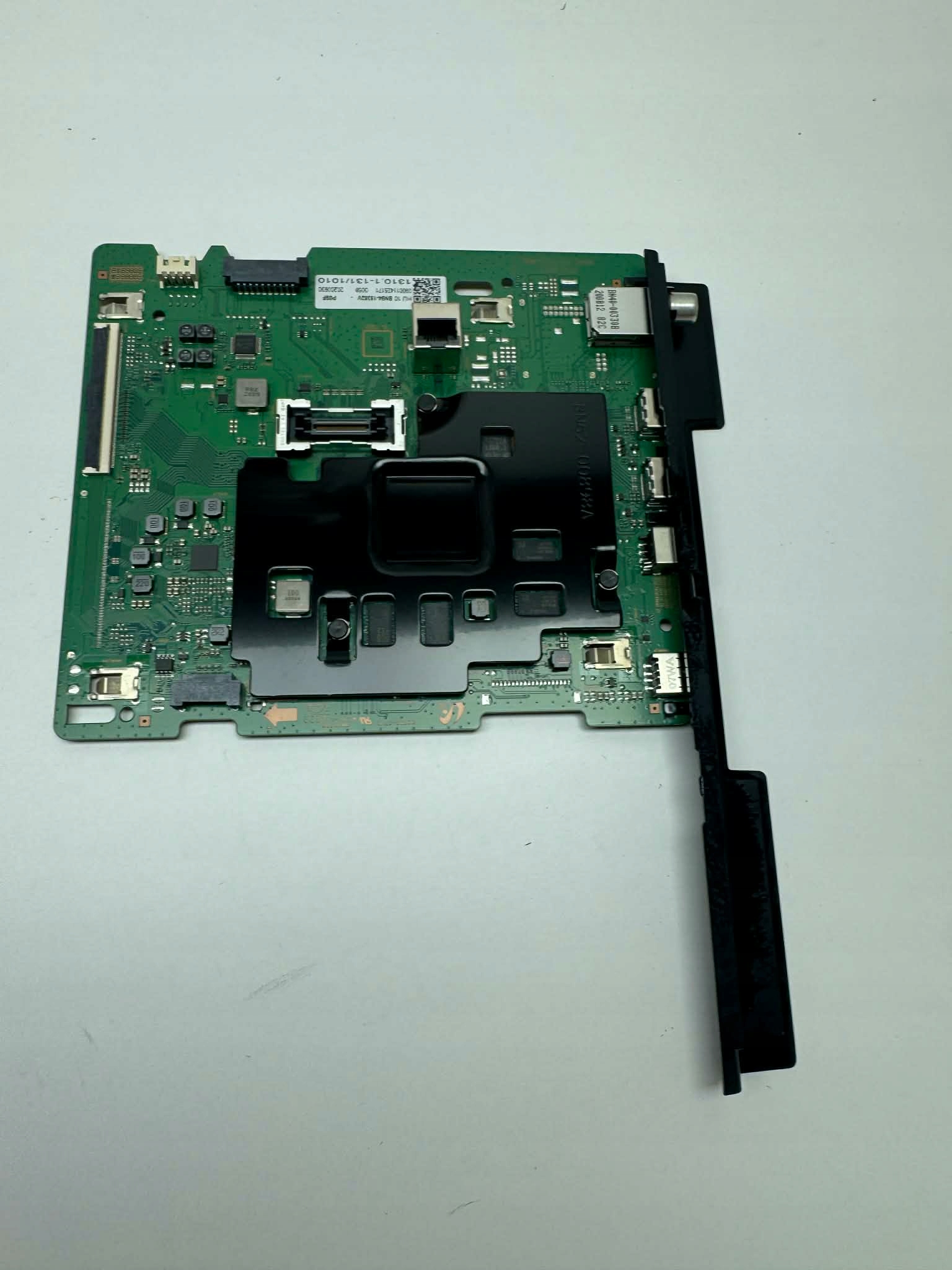 Samsung BN94-15352V Základní deska (hlavní deska) pro Tv řady UTU7000K