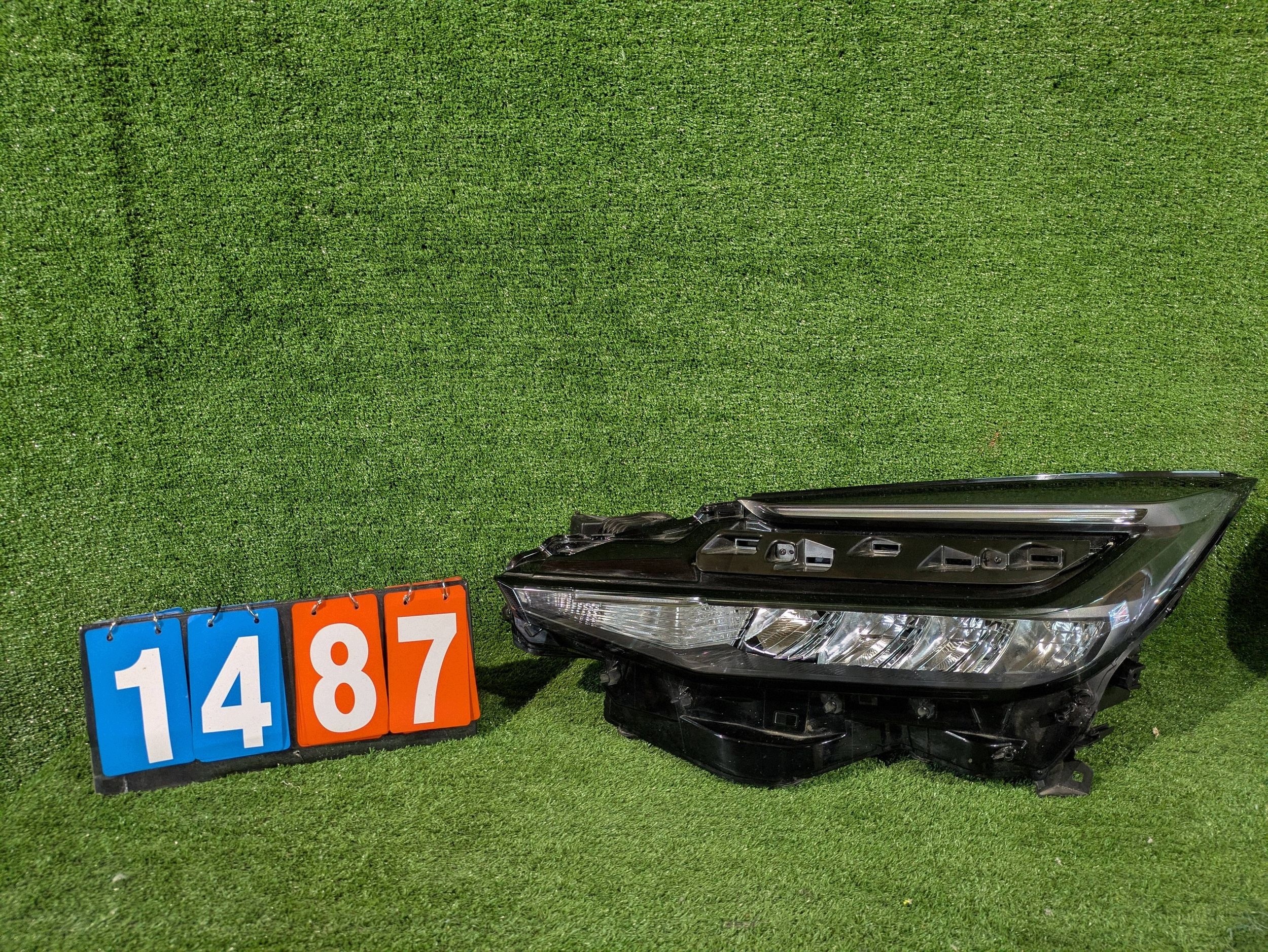 REFLEKTOR left front TOYOTA C-HR CHR II NR.R1487