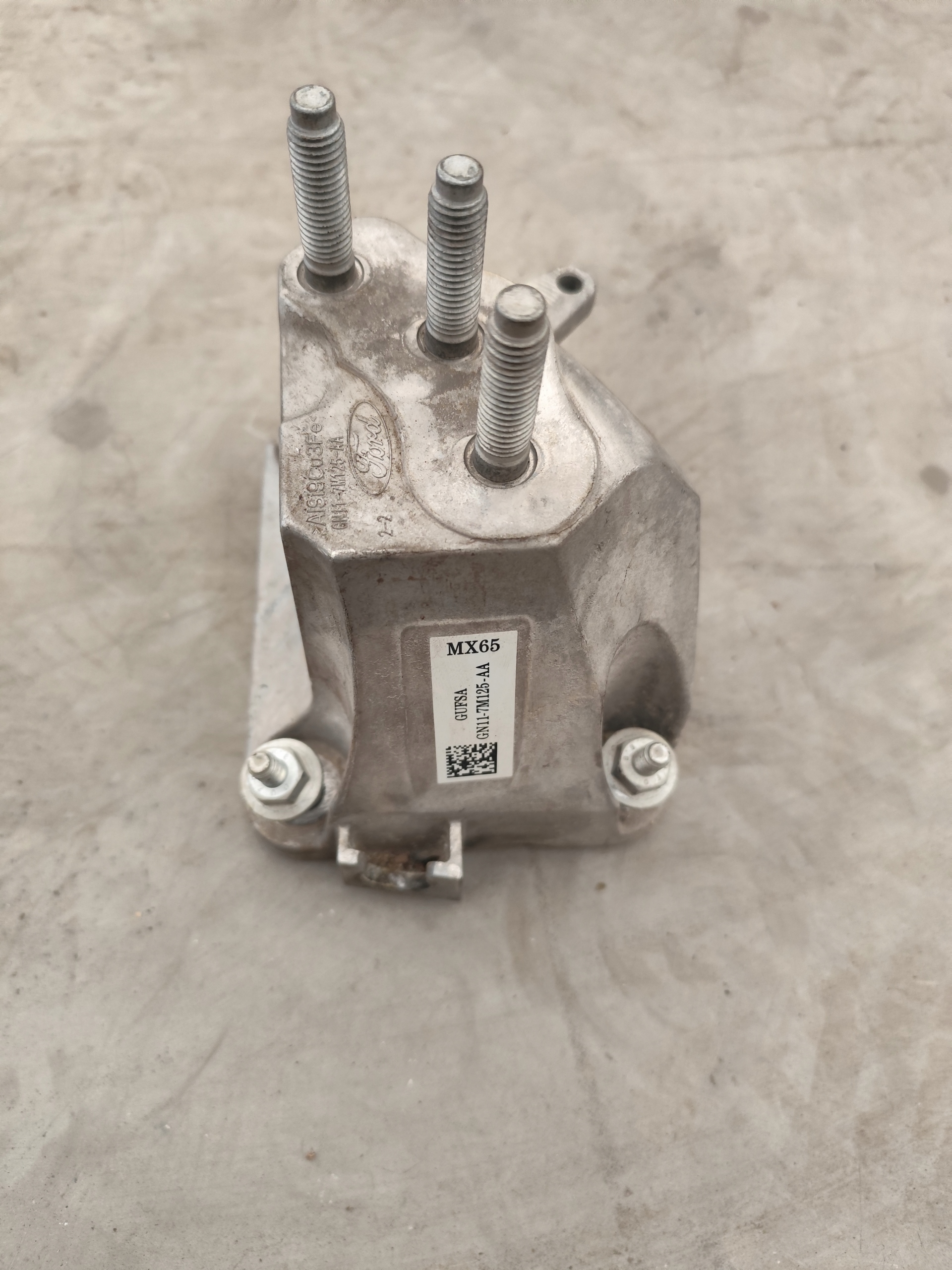 FORD ECOSPORT II LIFT gearbox mounting