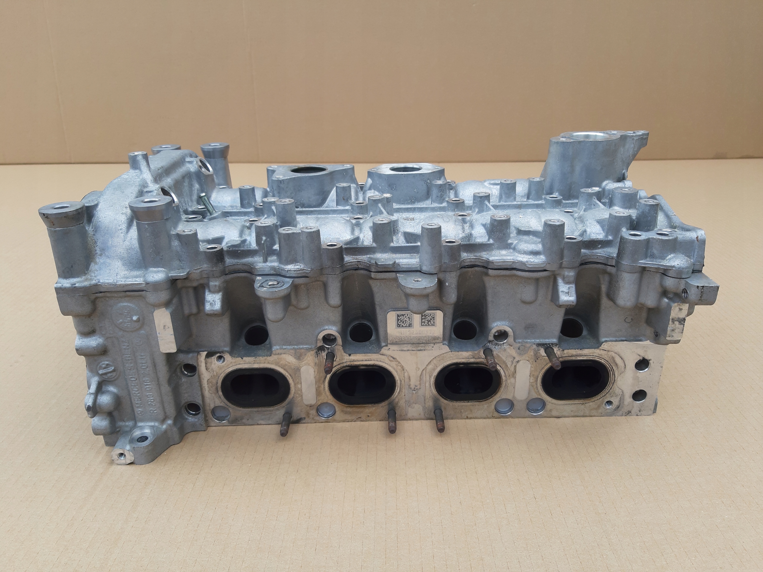 MERCEDES GŁOWICA CYLINDRÓW 2.0T 2.0 T 260.920 R260 016 Typ samochodu Samochody osobowe