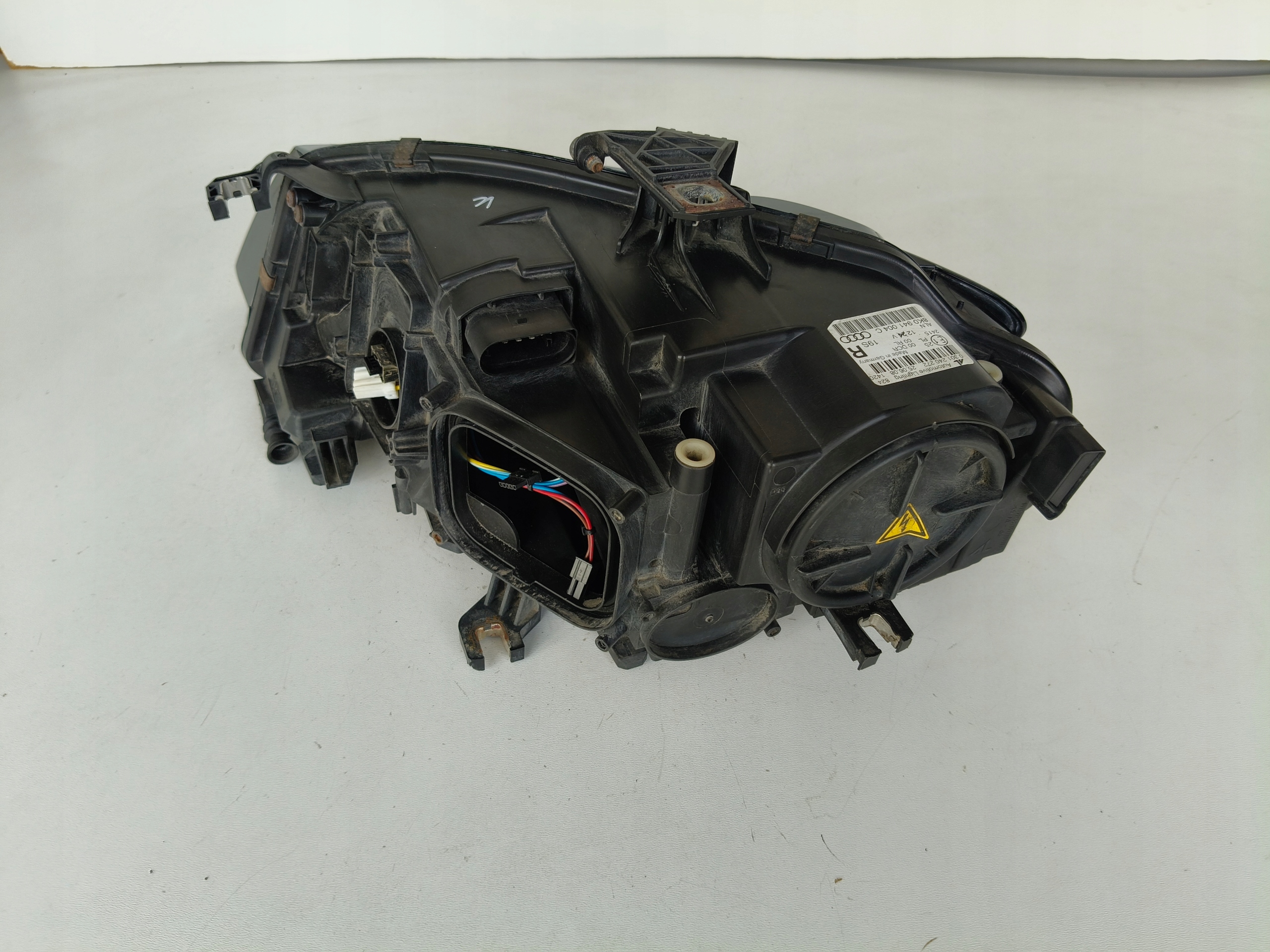 light right REFLEKTOR AUDI A4 B8 8K 07- XENON LED non-setting