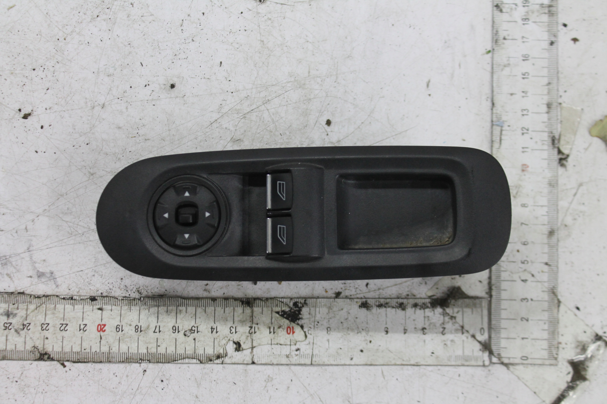window control switch 7S7T14A132CB GALAXY MK3 06-15