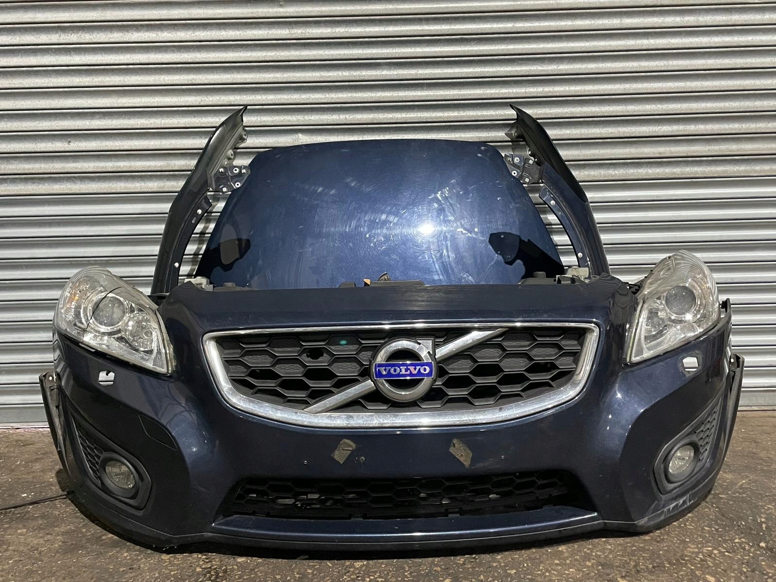 KOMPLETNY PRZÓD VOLVO C30 LIFT MASKA ZDERZAK BŁOTNIK XENON498-46/452