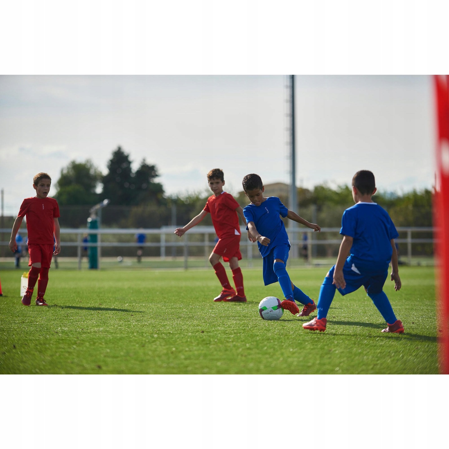 Spodenki piłkarskie dla dzieci Piłka Nożna do Gry w Nogę Spodnie 5-6 lat Rodzaj spodenki