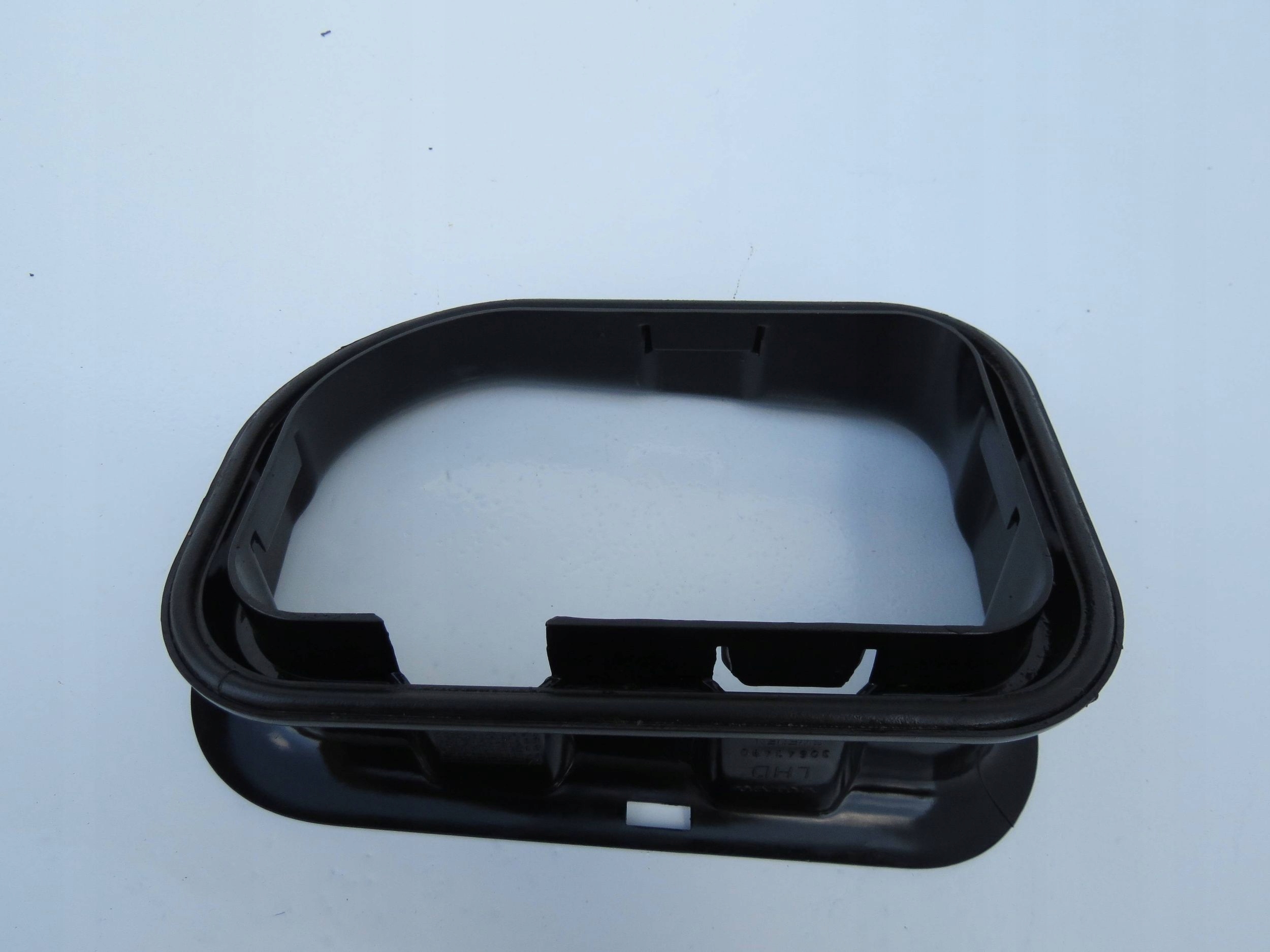 intake air KRATKI VOLVO XC90 30643490