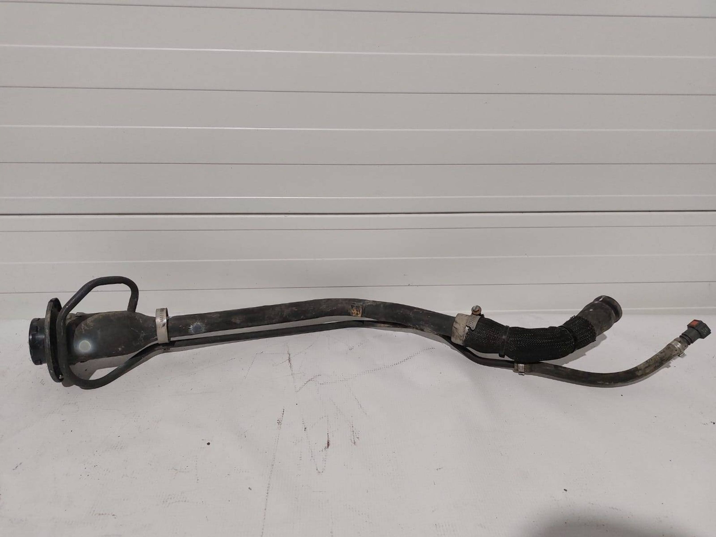 Ford F150 2014 Rura wlewu paliwa