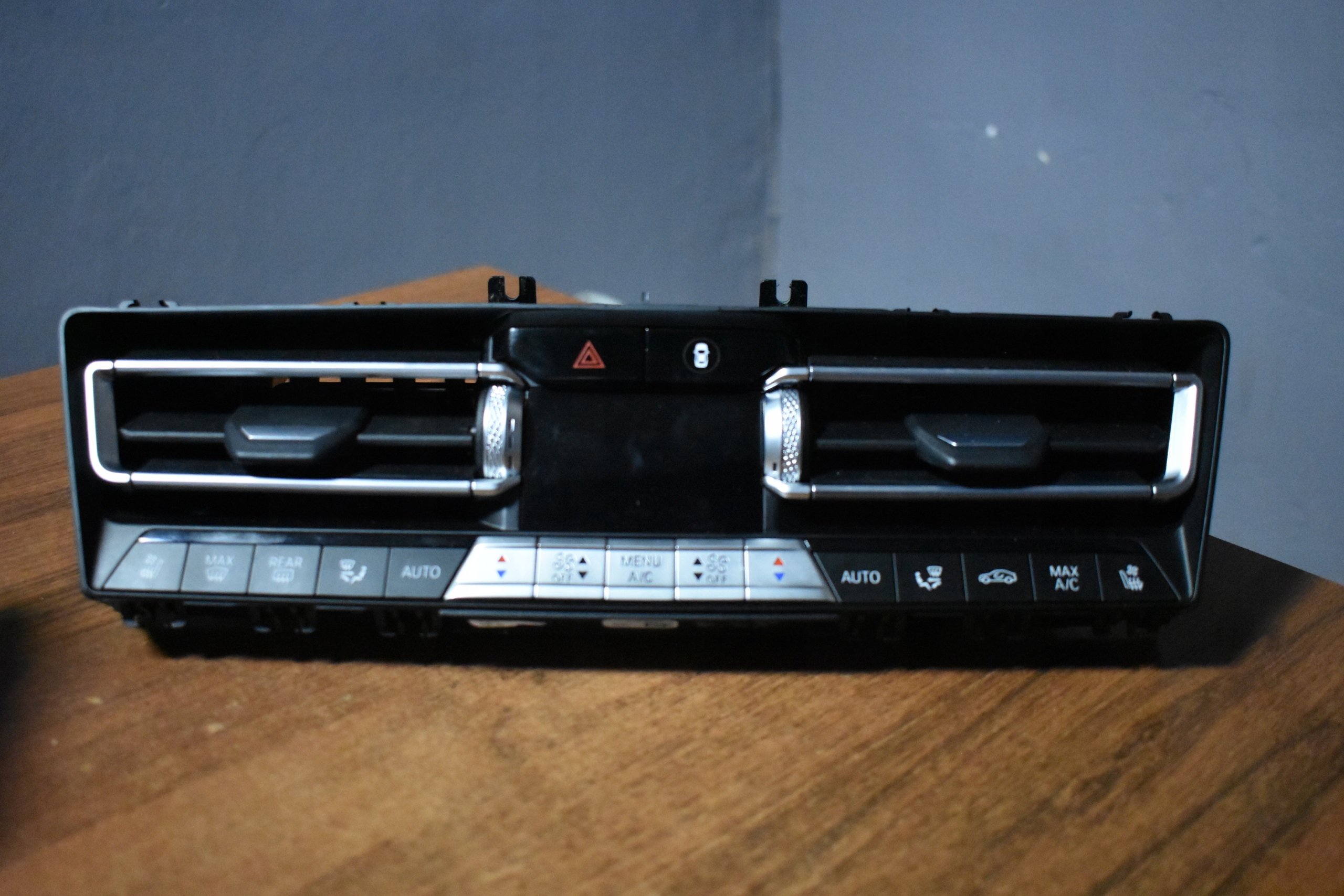IDEALNY UNITE COMMANDE CLIMA BMW G14 G15 G16 1