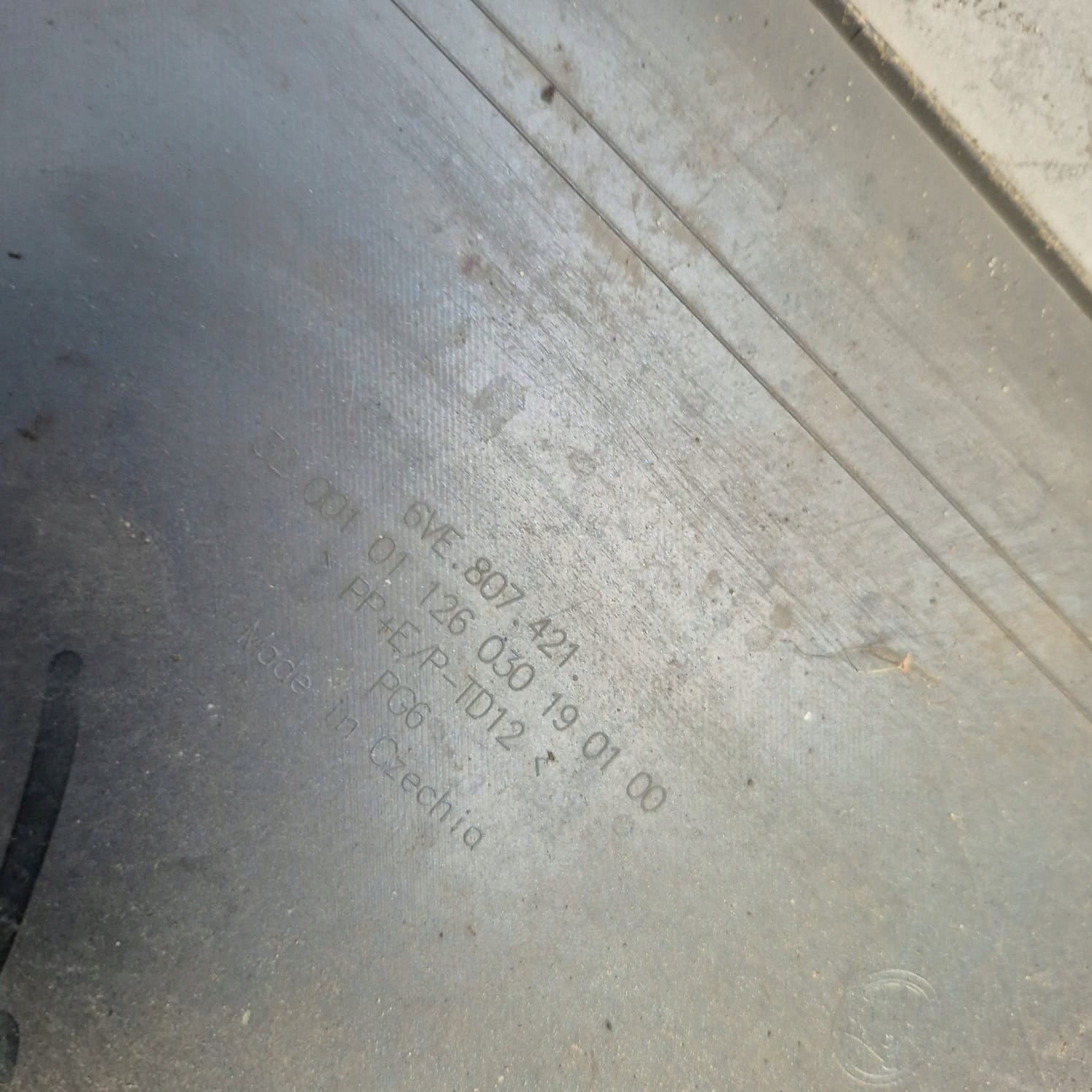 SKODA FABIA 4 IV HB bumper rear part rear