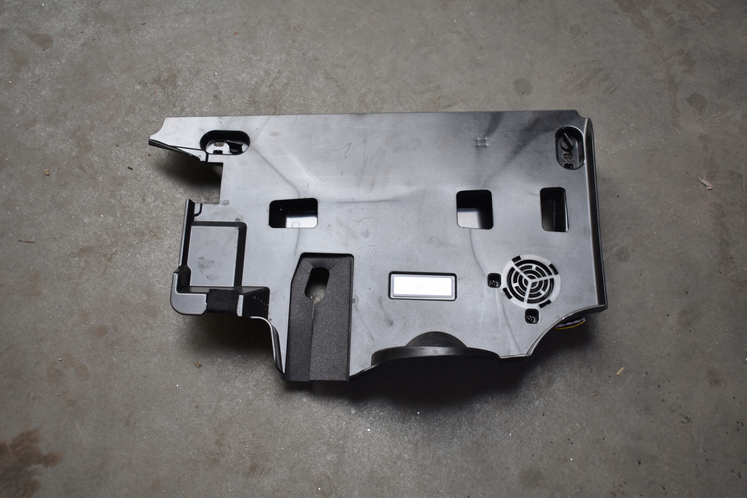 perfect condition cover consoles BMW G01 G02 1