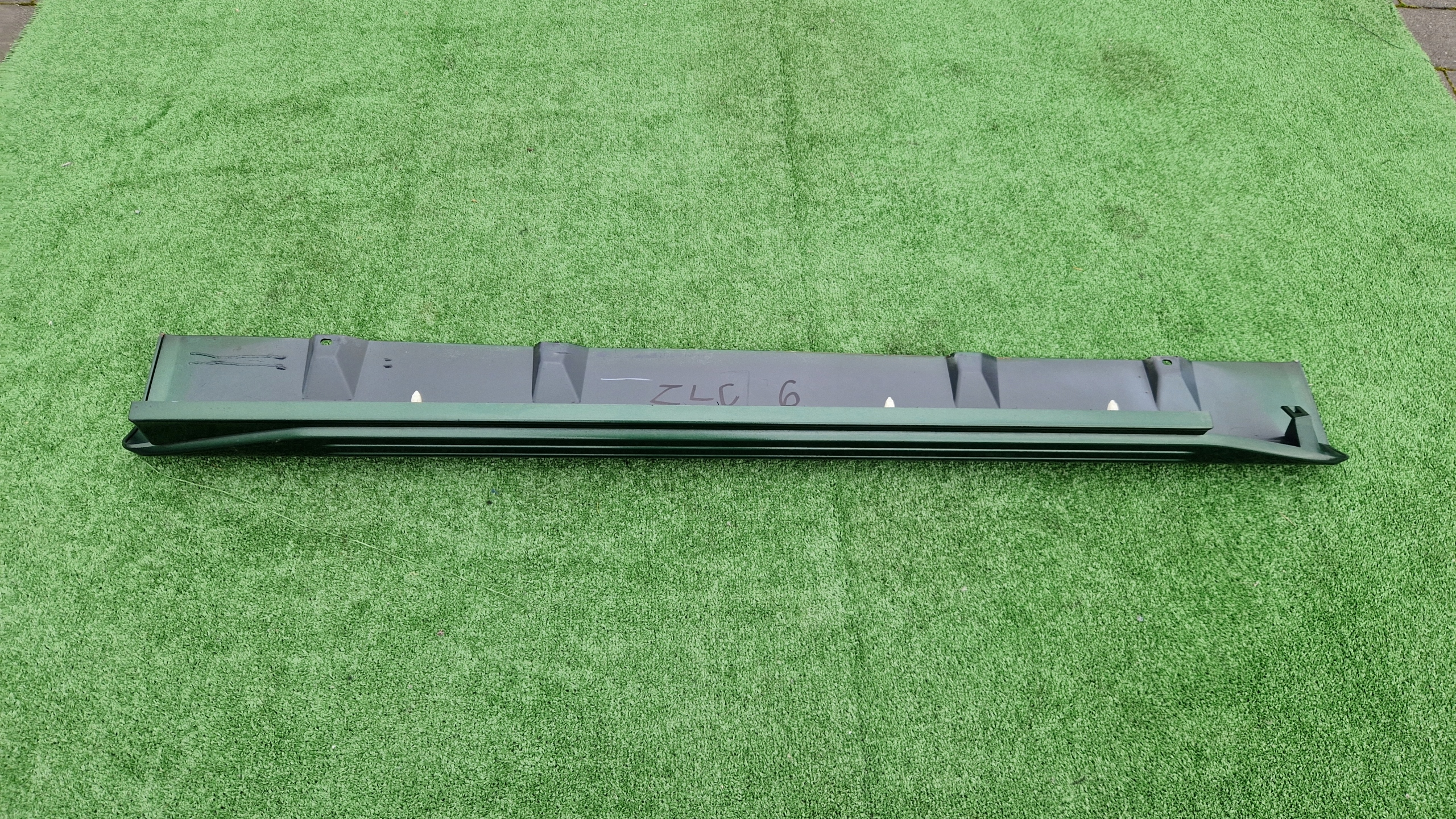 moulding threshold threshold left SUZUKI JIMNY 2008R > 2017R COLOR ZLC