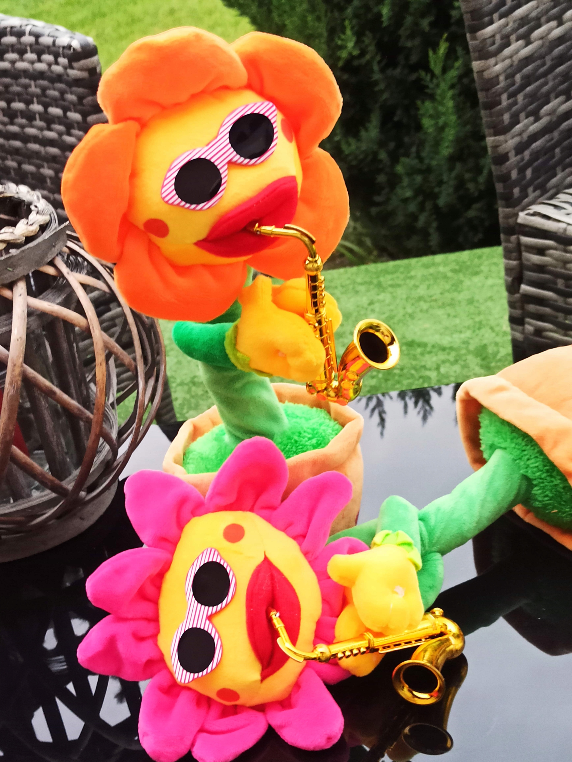 ŚPIEWAJĄCY TAŃCZĄCY KWIATEK SŁONECZNIK JAK KAKTUS Waga produktu z opakowaniem jednostkowym 0.38 kg