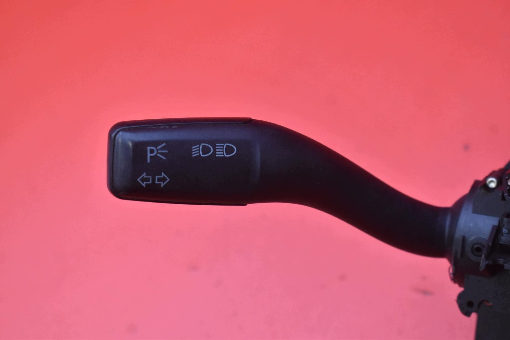 commande levier commodo sous volant PAJAK 8E0953549F AUDI A4 B6 berline 00-05