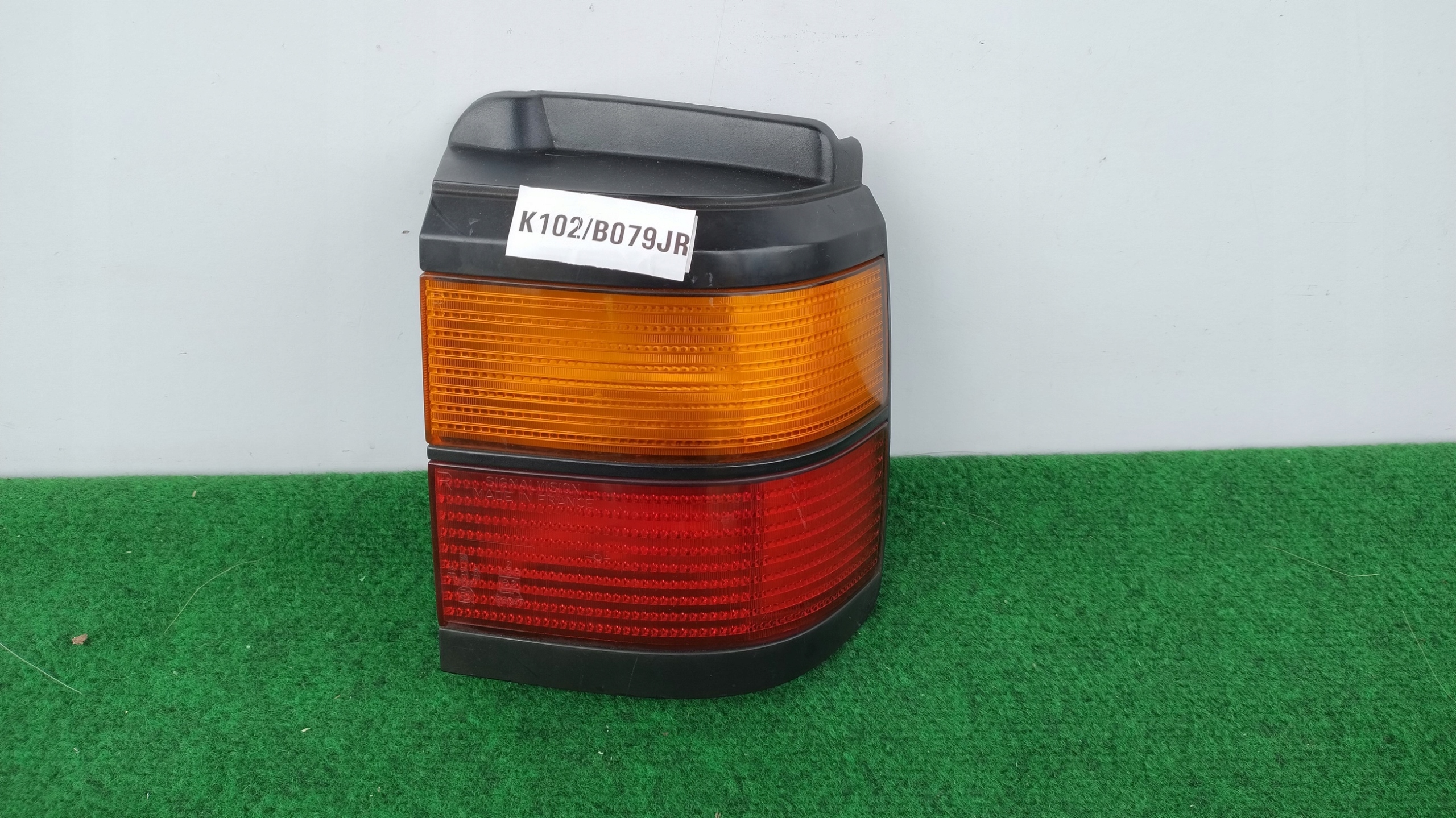 light rear right VOLKSWAGEN PASSAT B4 333945112