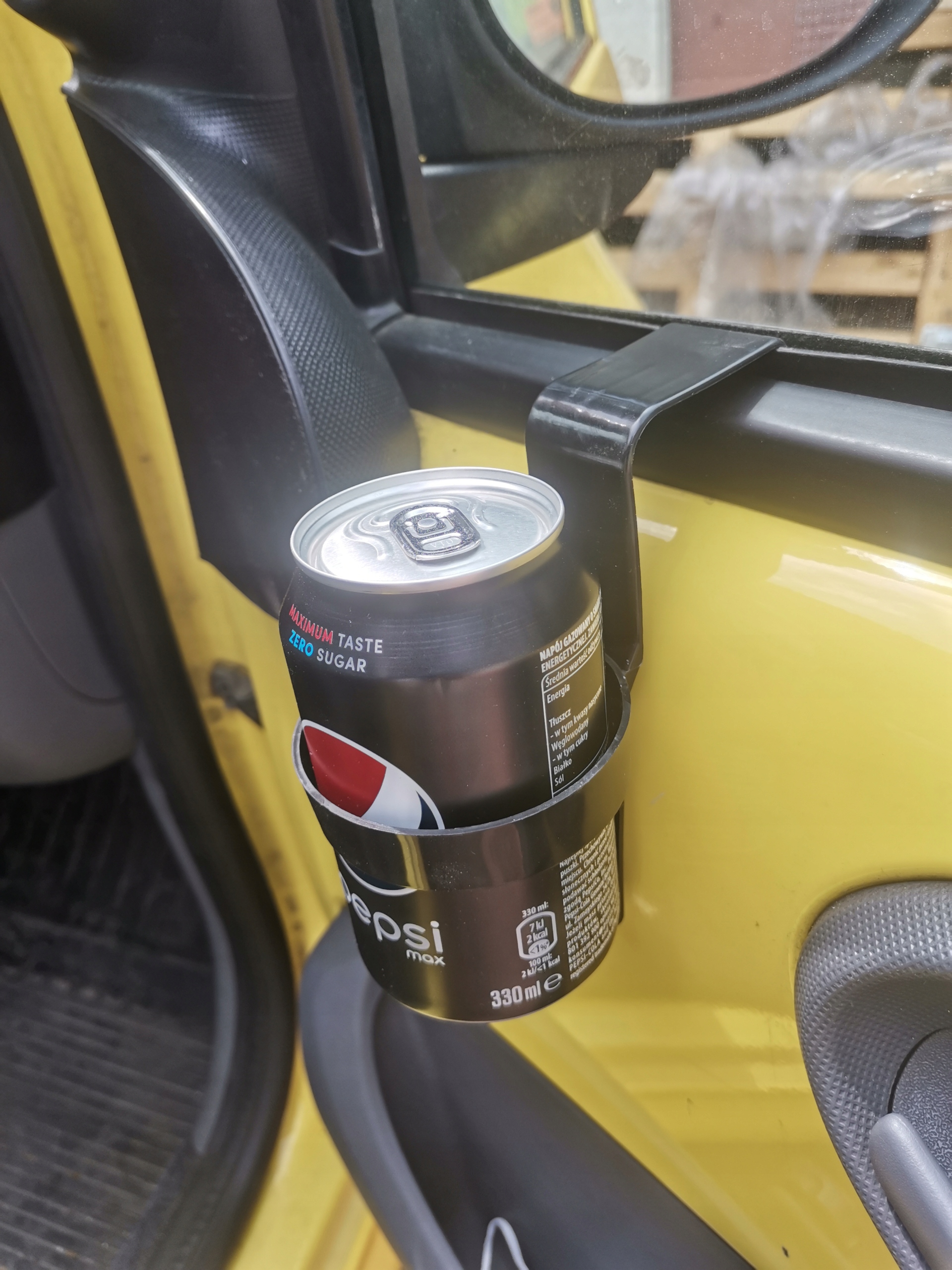 Uchwyt na kubek do samochodu MONTAŻ ZA SZYBĘ 2 szt Rodzaj na kubki